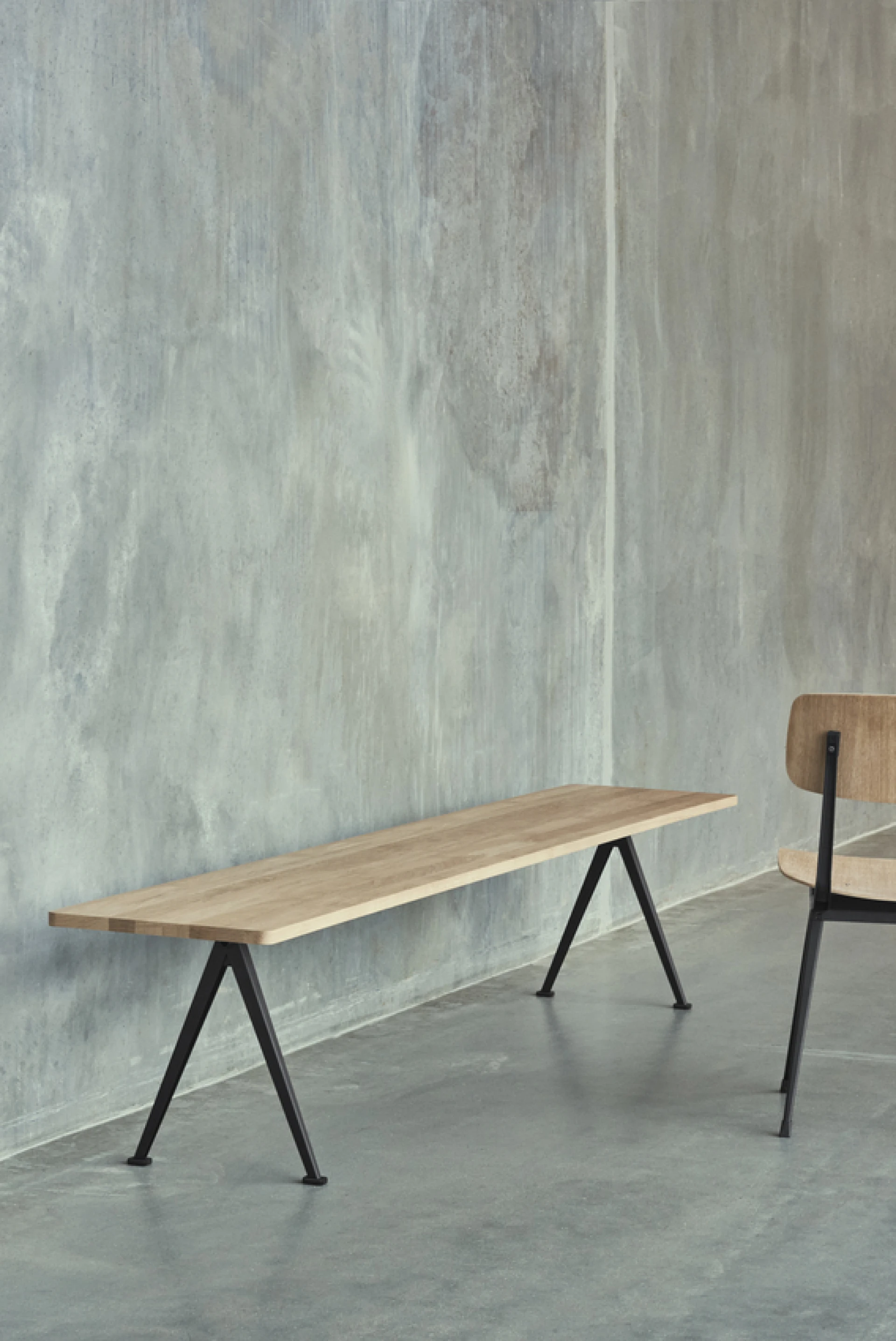 Pyramid Bench 12