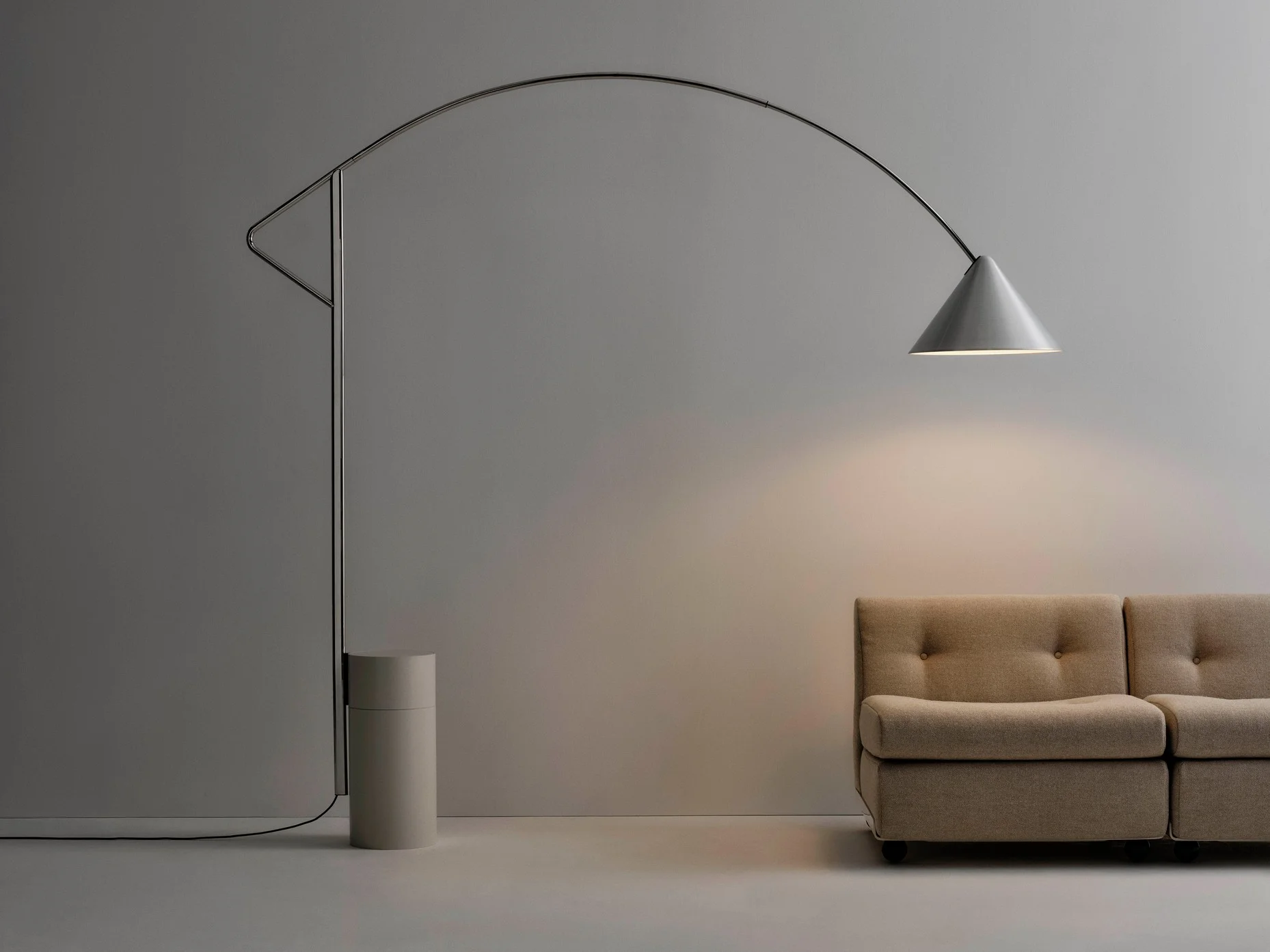 Compass Floor Lamp Brushed aluminium