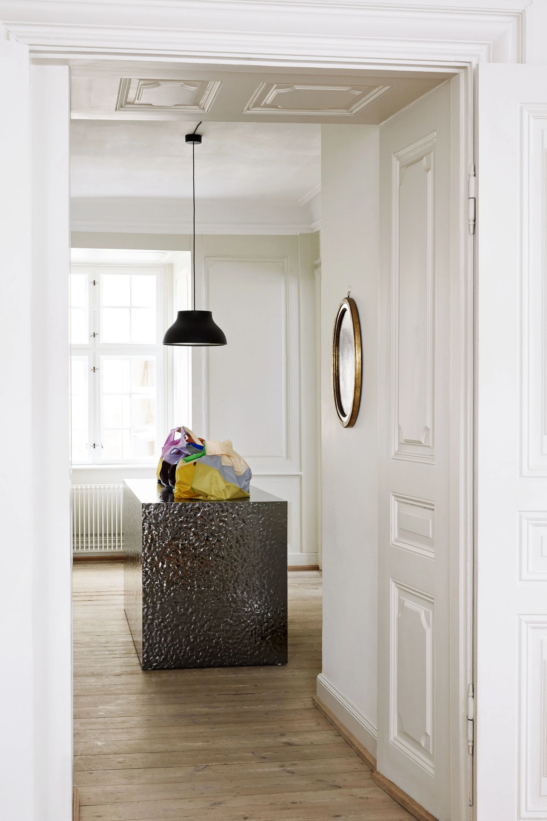 PC Pendant Medium Soft black