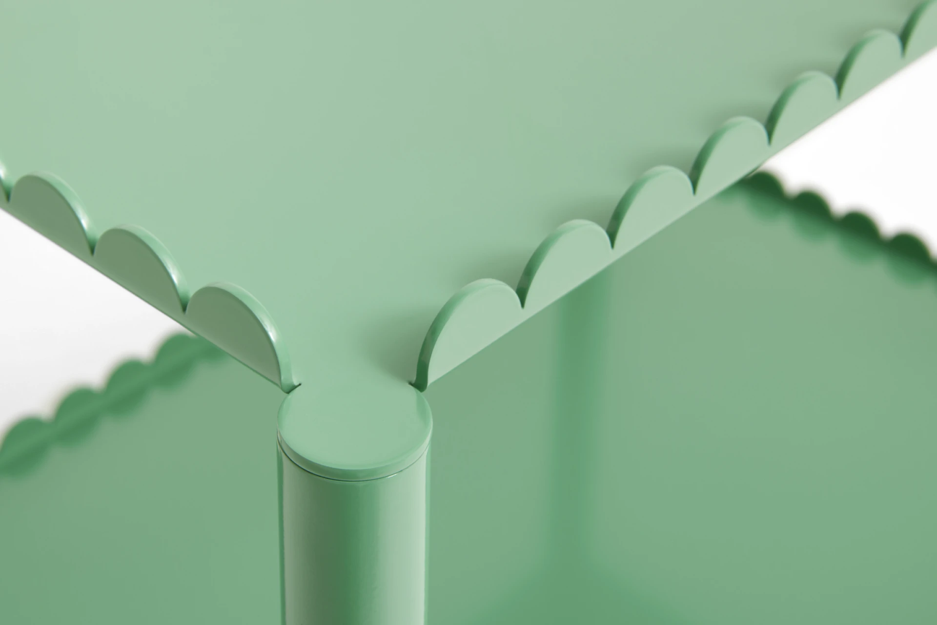 Arcs Trolley Low Soft jade