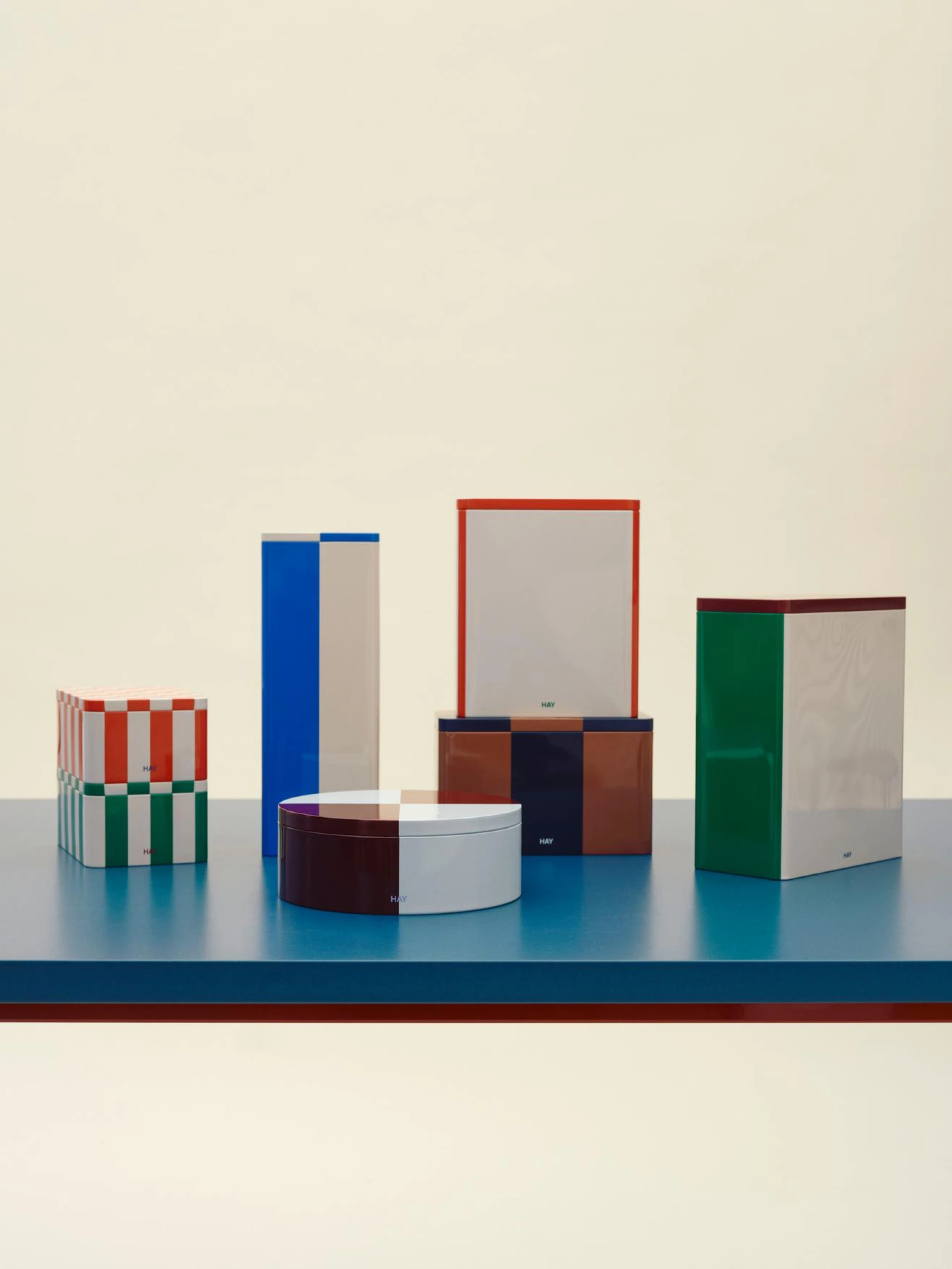 Tin Container Slim Blue and off-white