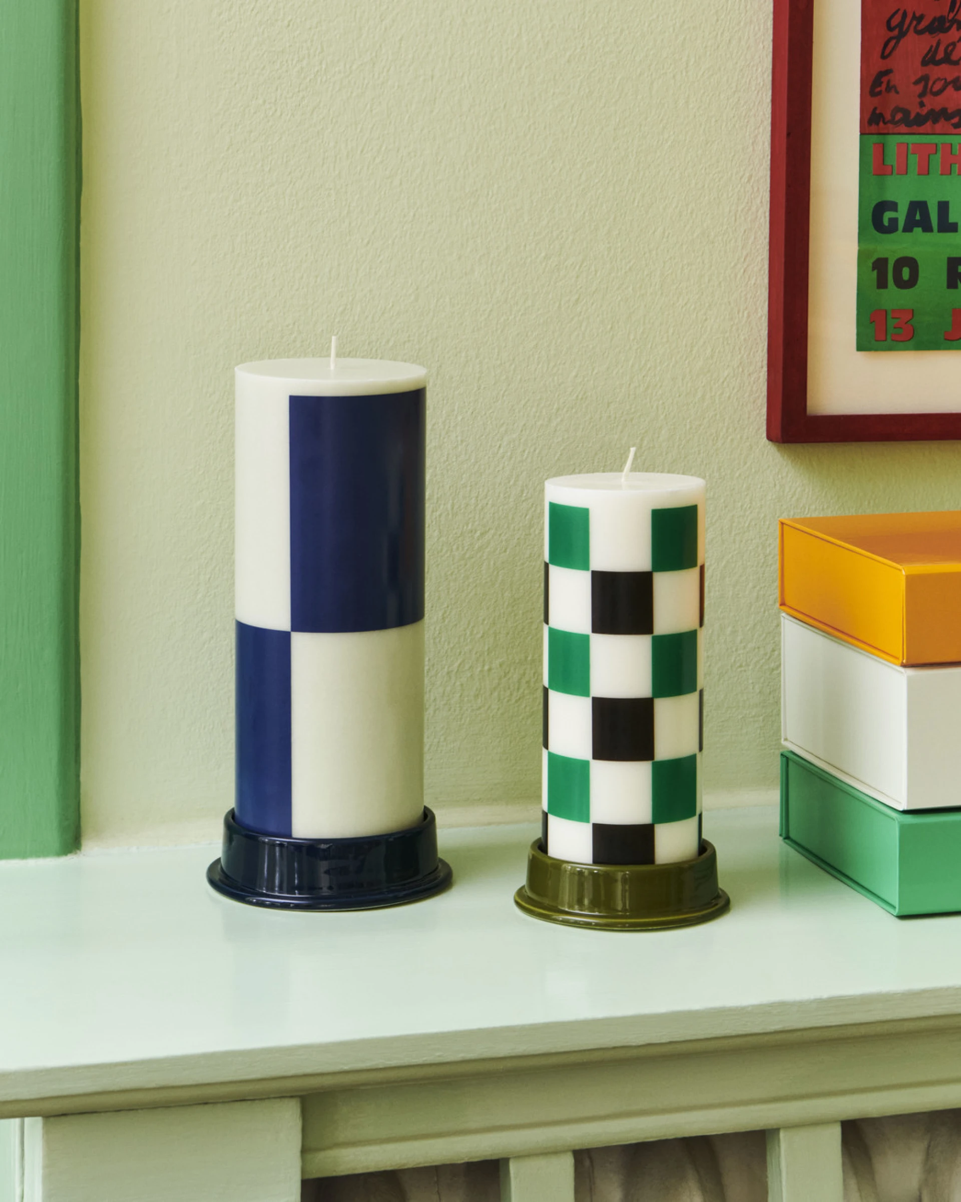Column Candle Medium Off-white, green and black check
