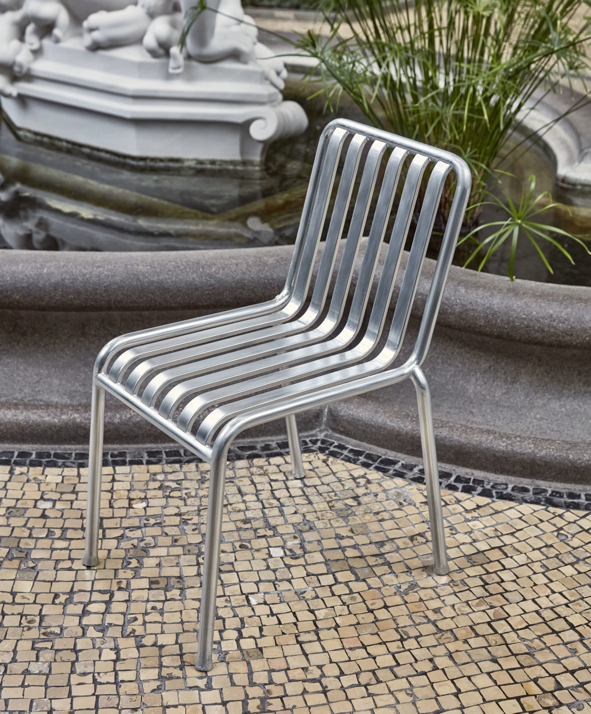 Palissade Chair