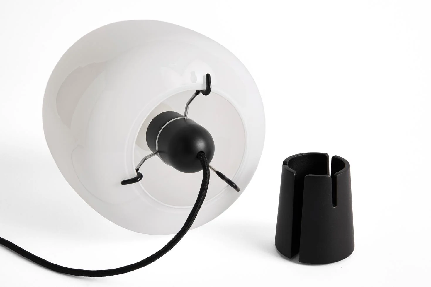 Buoy Glass Table Lamp 200 Soft black cord set