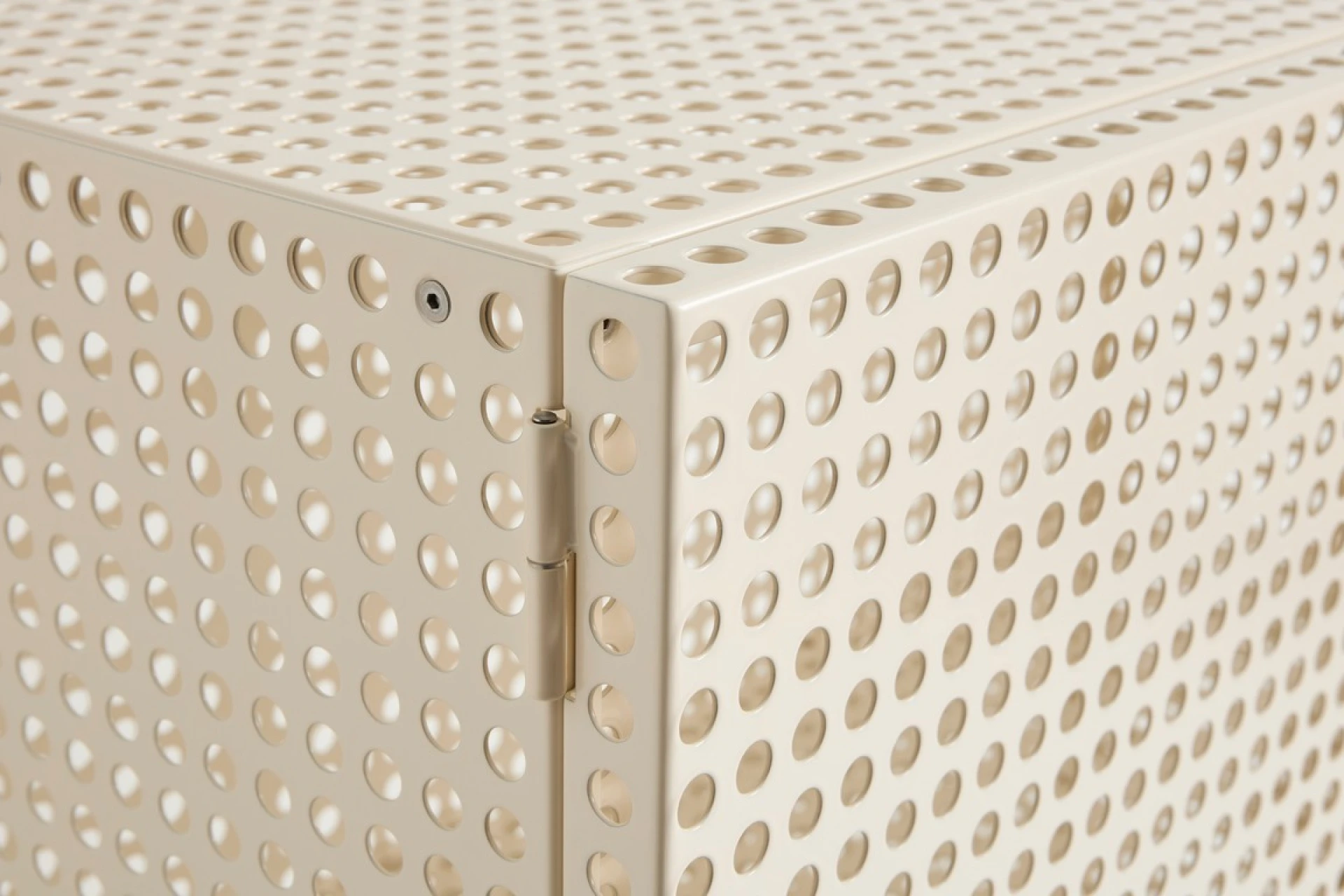 Perforated Cabinet Floor Large Eggshell