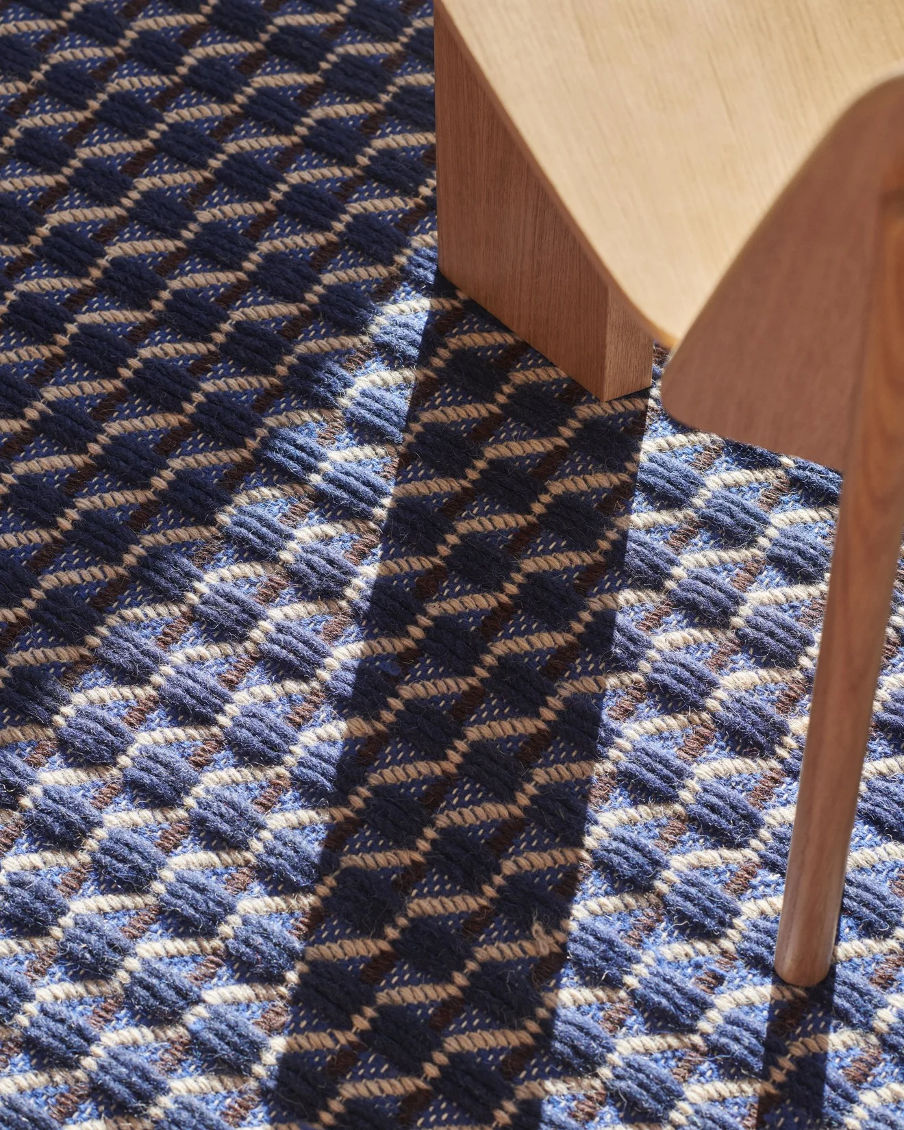 Channel Rug 140 x 200 Blue, white