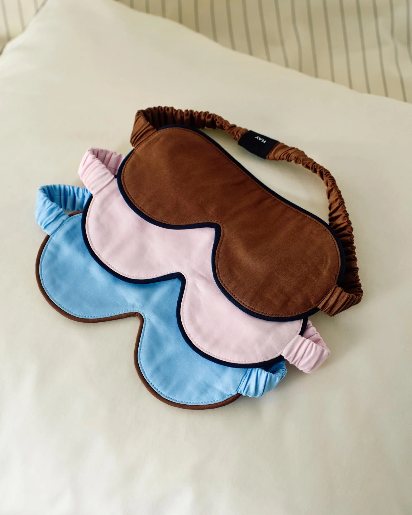 Outline Sleep Mask Soft pink