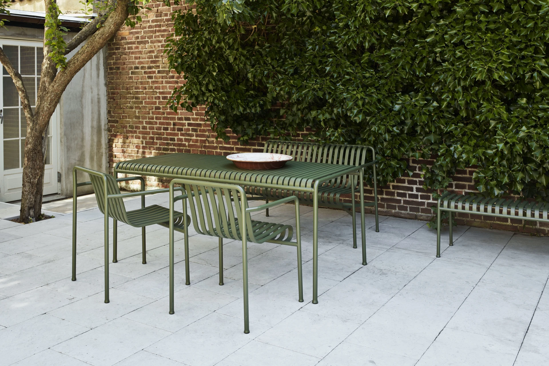 Palissade Table