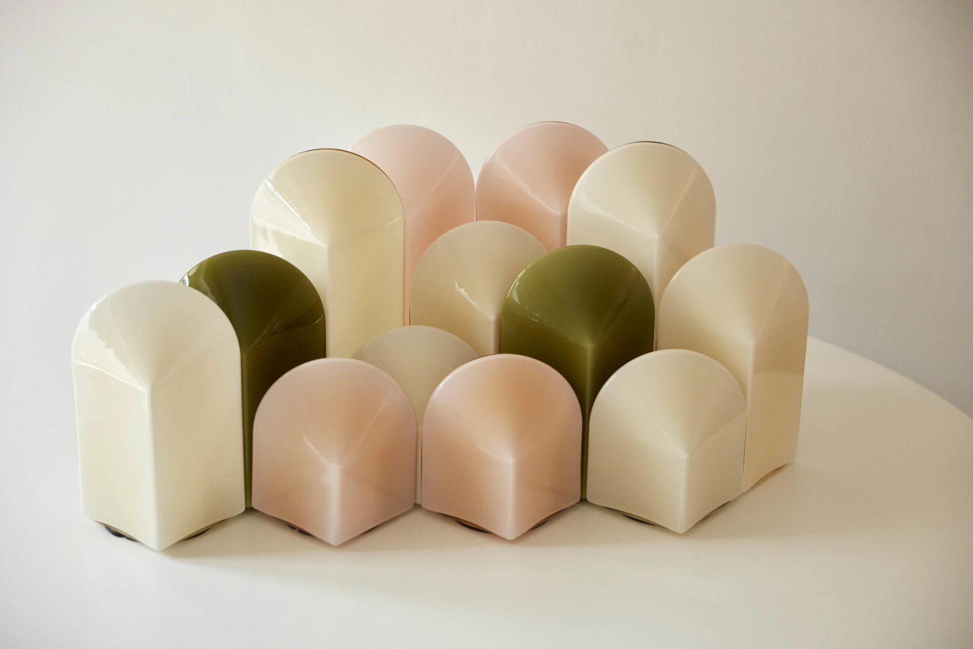 Parade Table Lamp 160 Shell white 