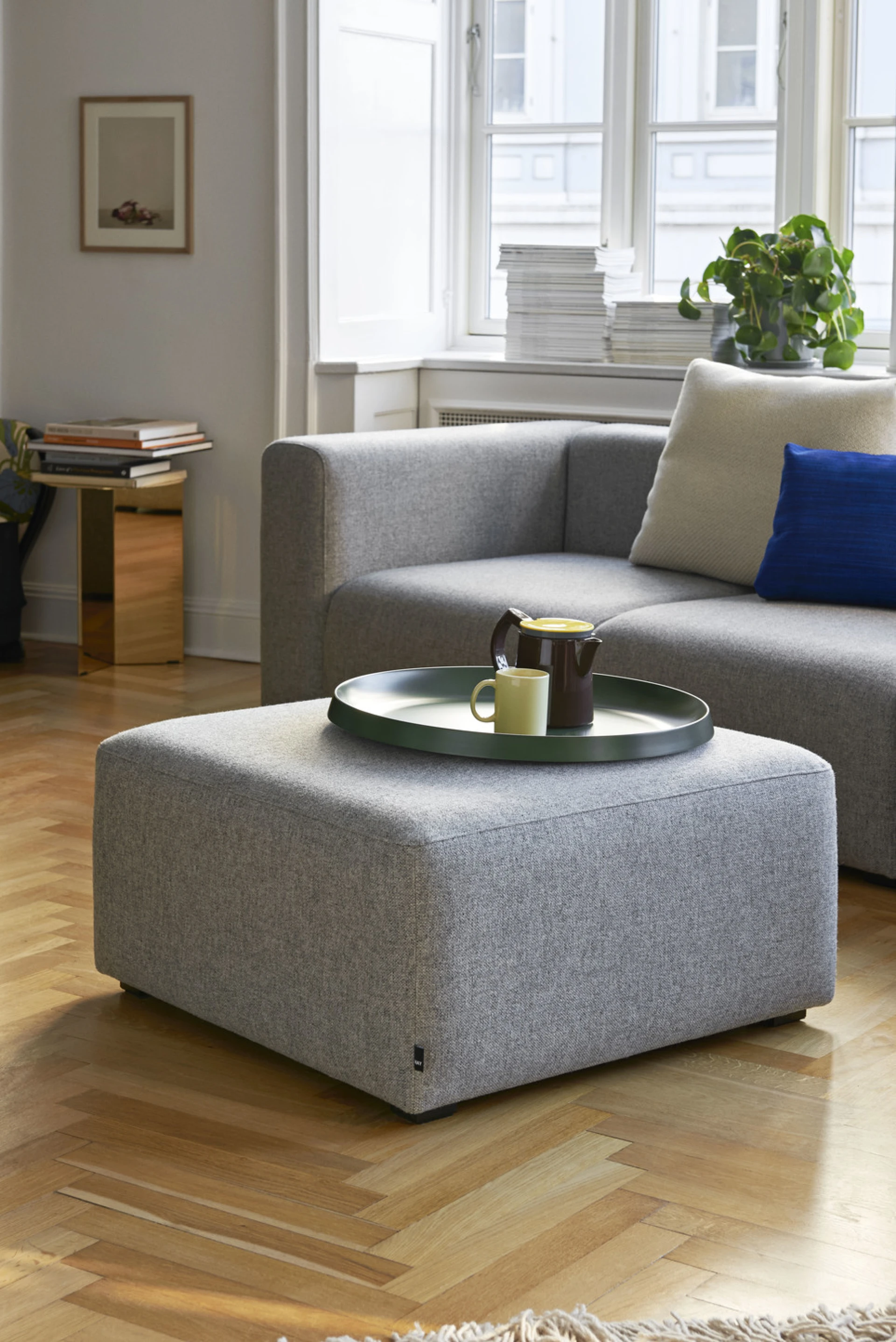 Mags 01 Ottoman X-Small Mags 01 Ottoman X-Small