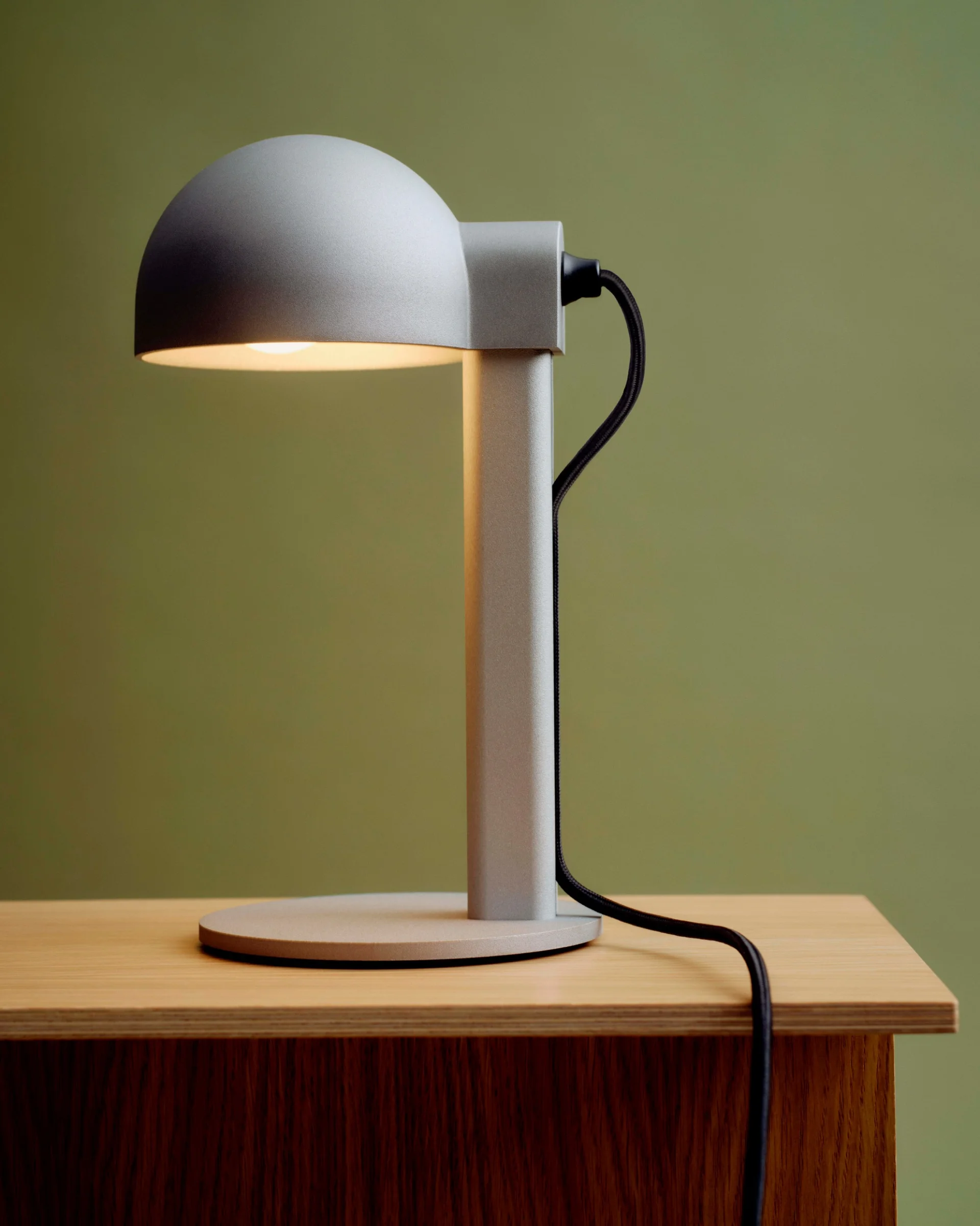 Posto Table Lamp Silver grey