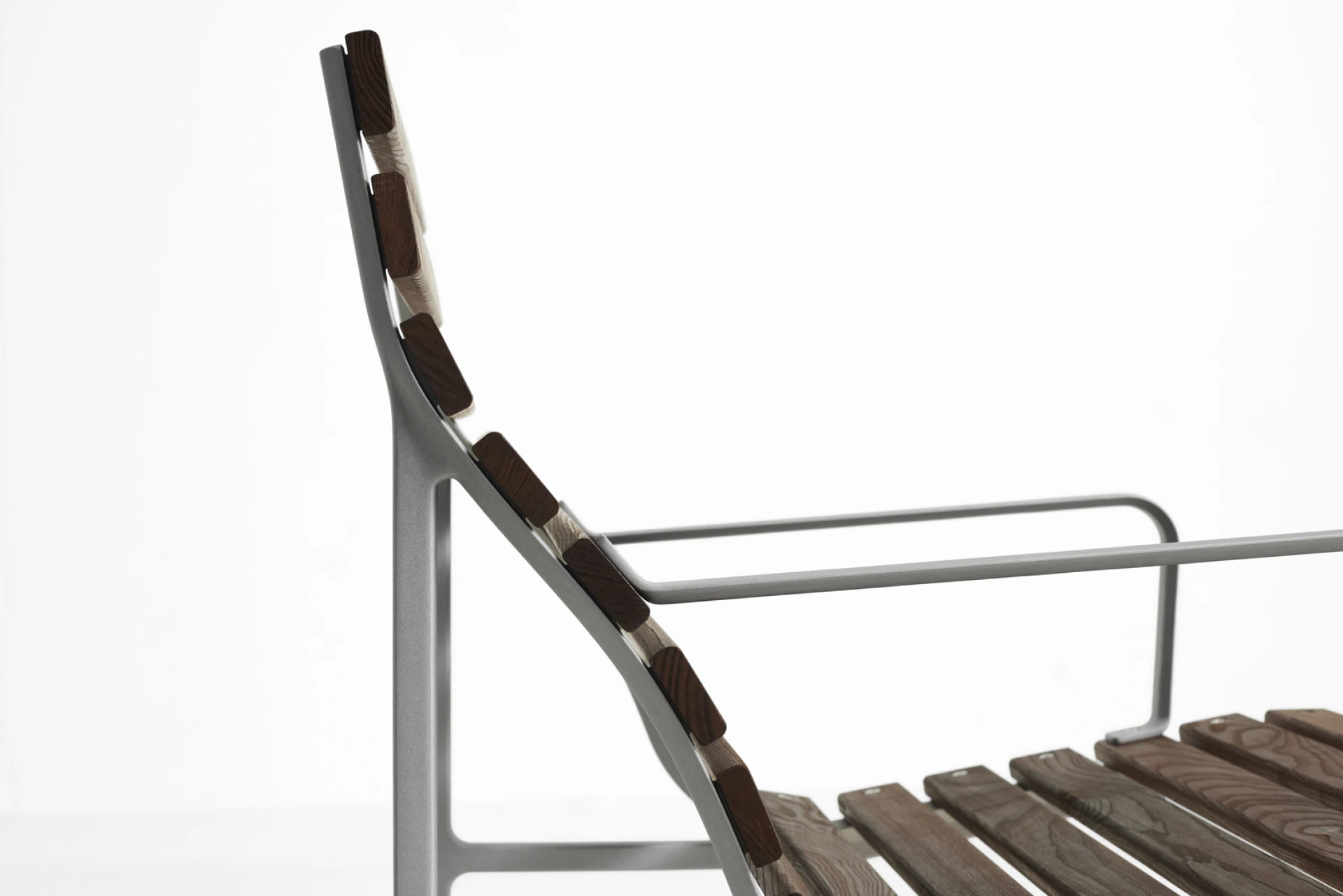 Traverse Lounge Armchair