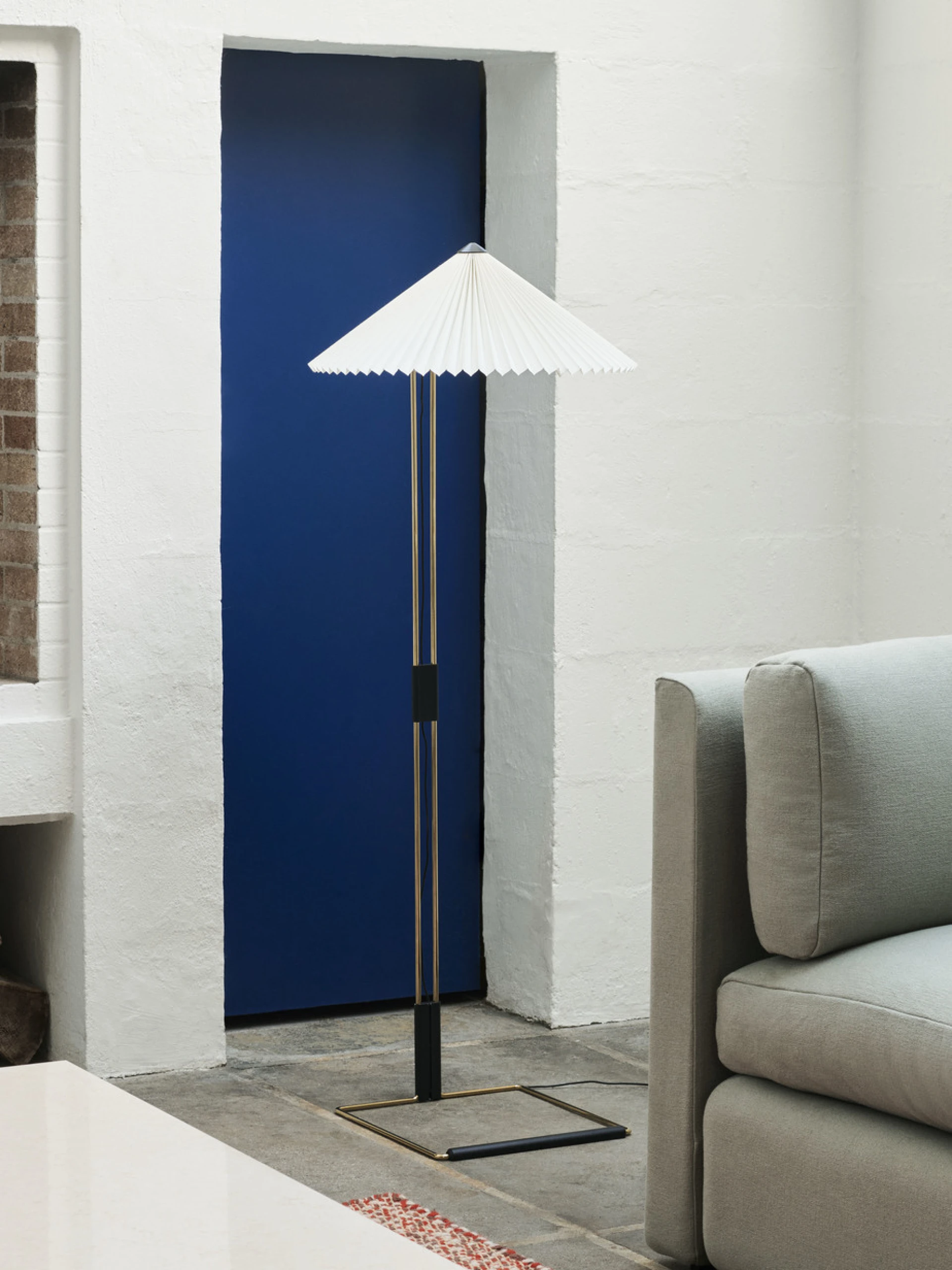 Matin Floor Lamp 500 Lavender Matin Floor Lamp 500 Lavender