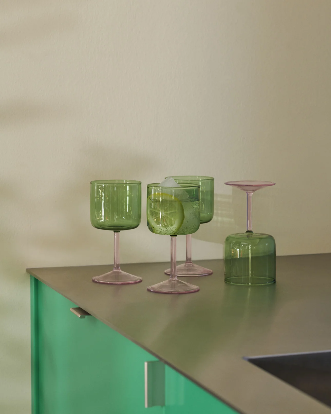 Tint Wine Glass Set of 2 Green and pink