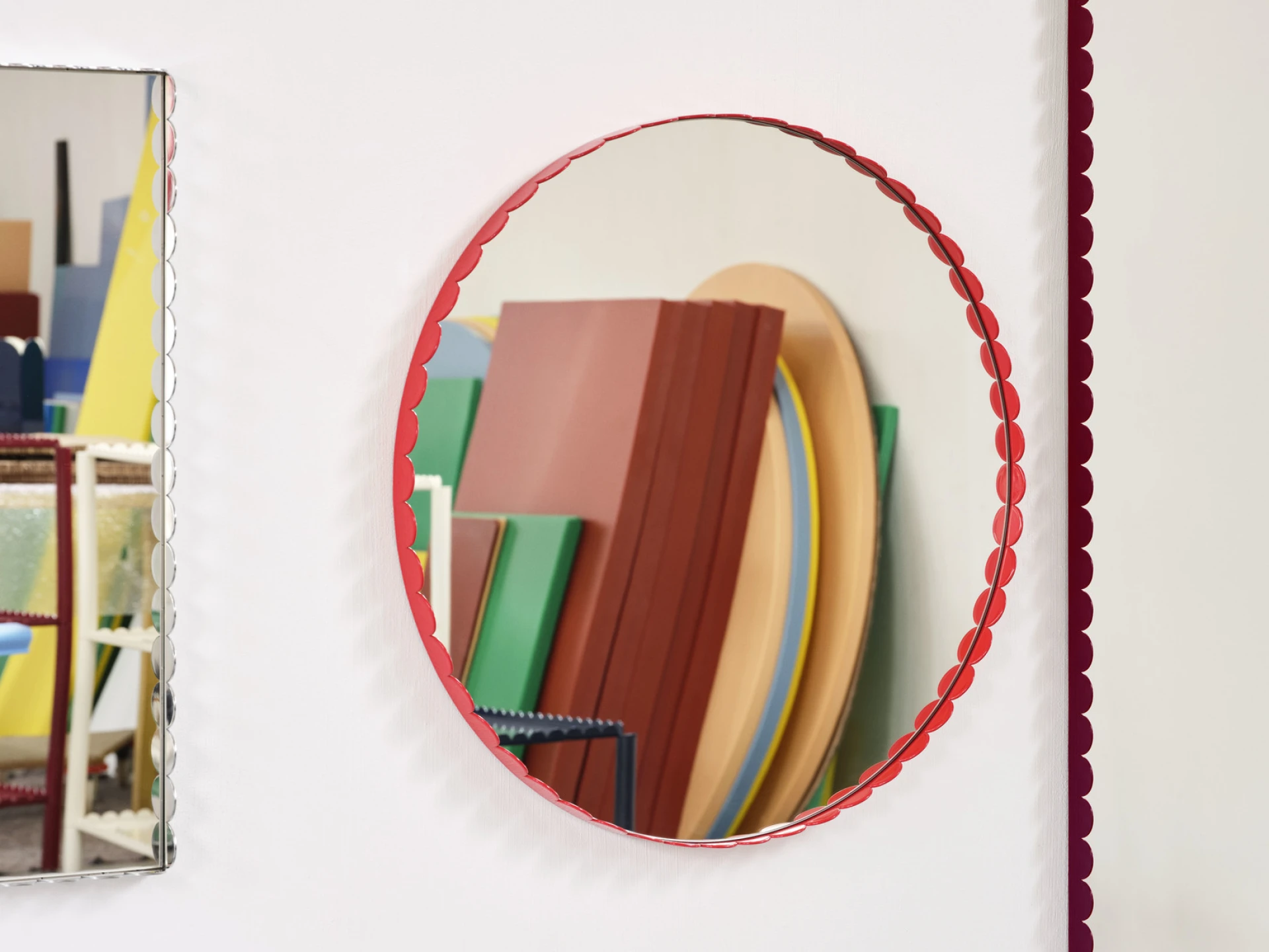 Arcs Mirror Round Red