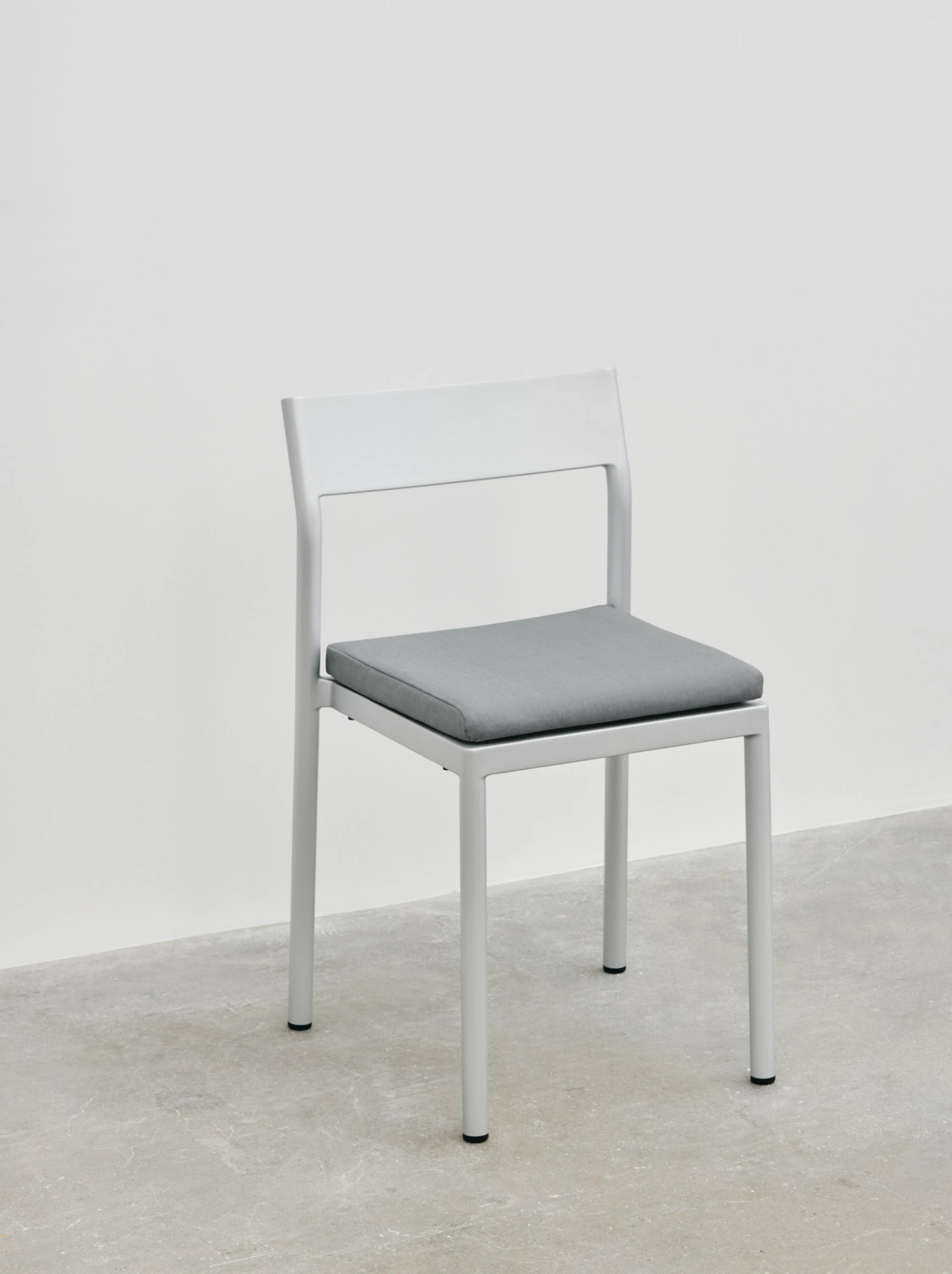 Type Cushion Silver