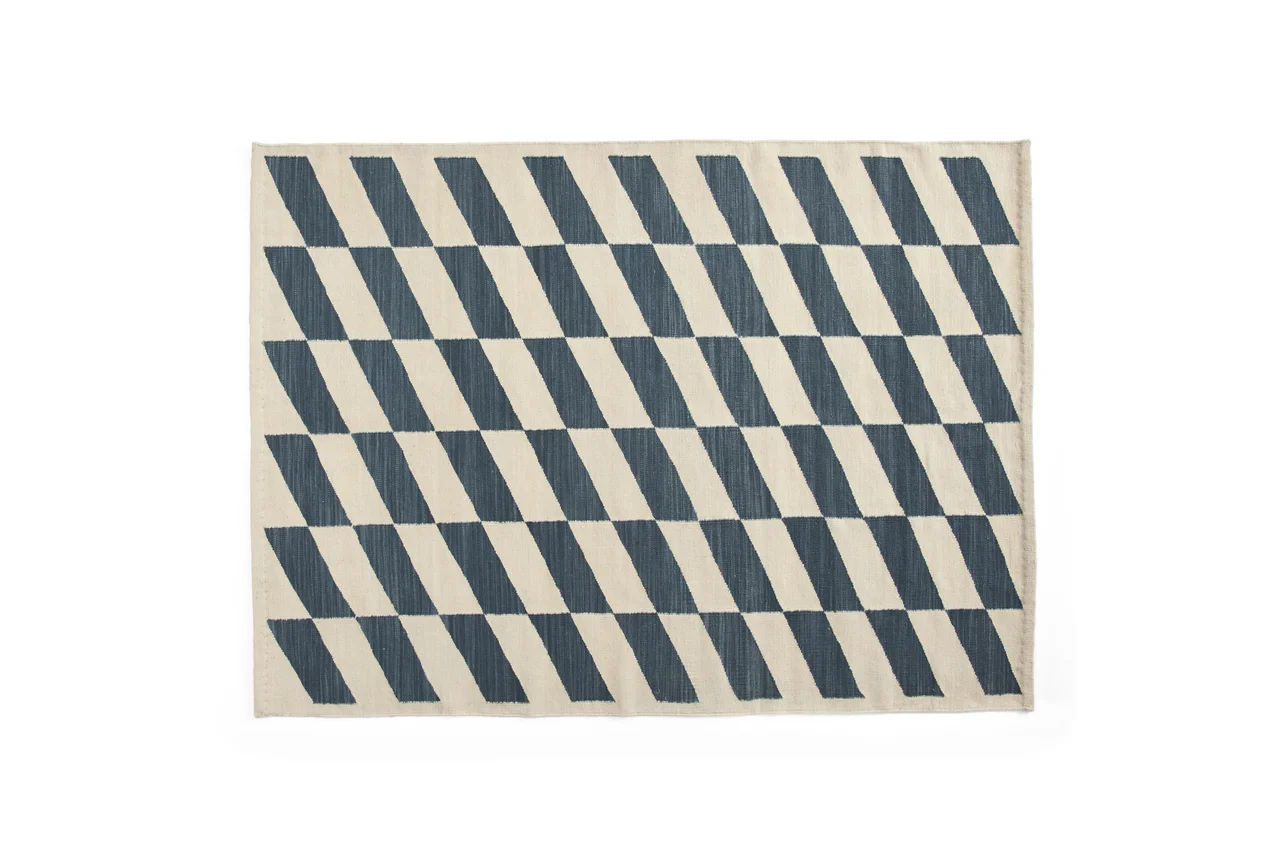 Shift Kelim Rug Blue 140 x 200