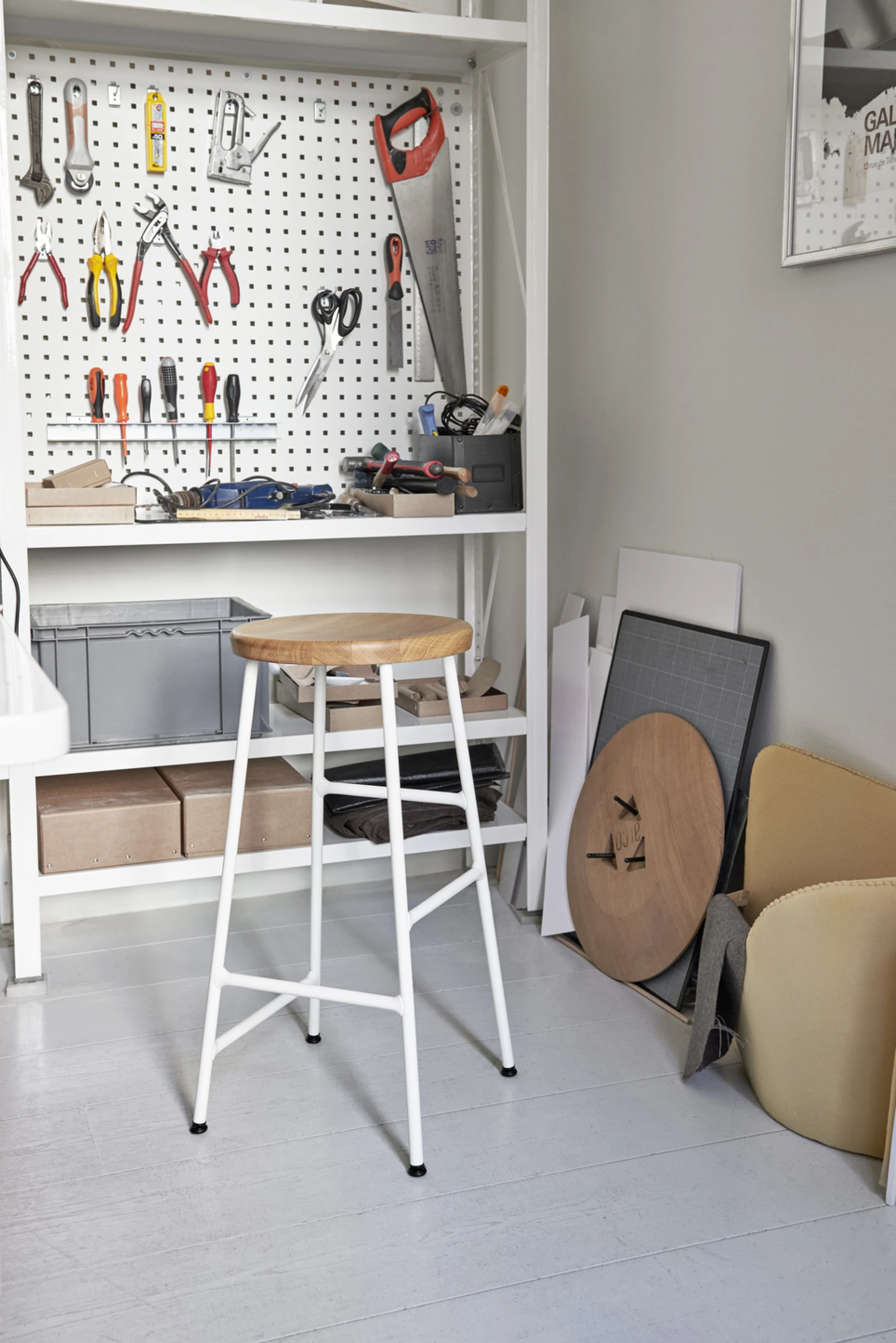 Cornet Bar Stool