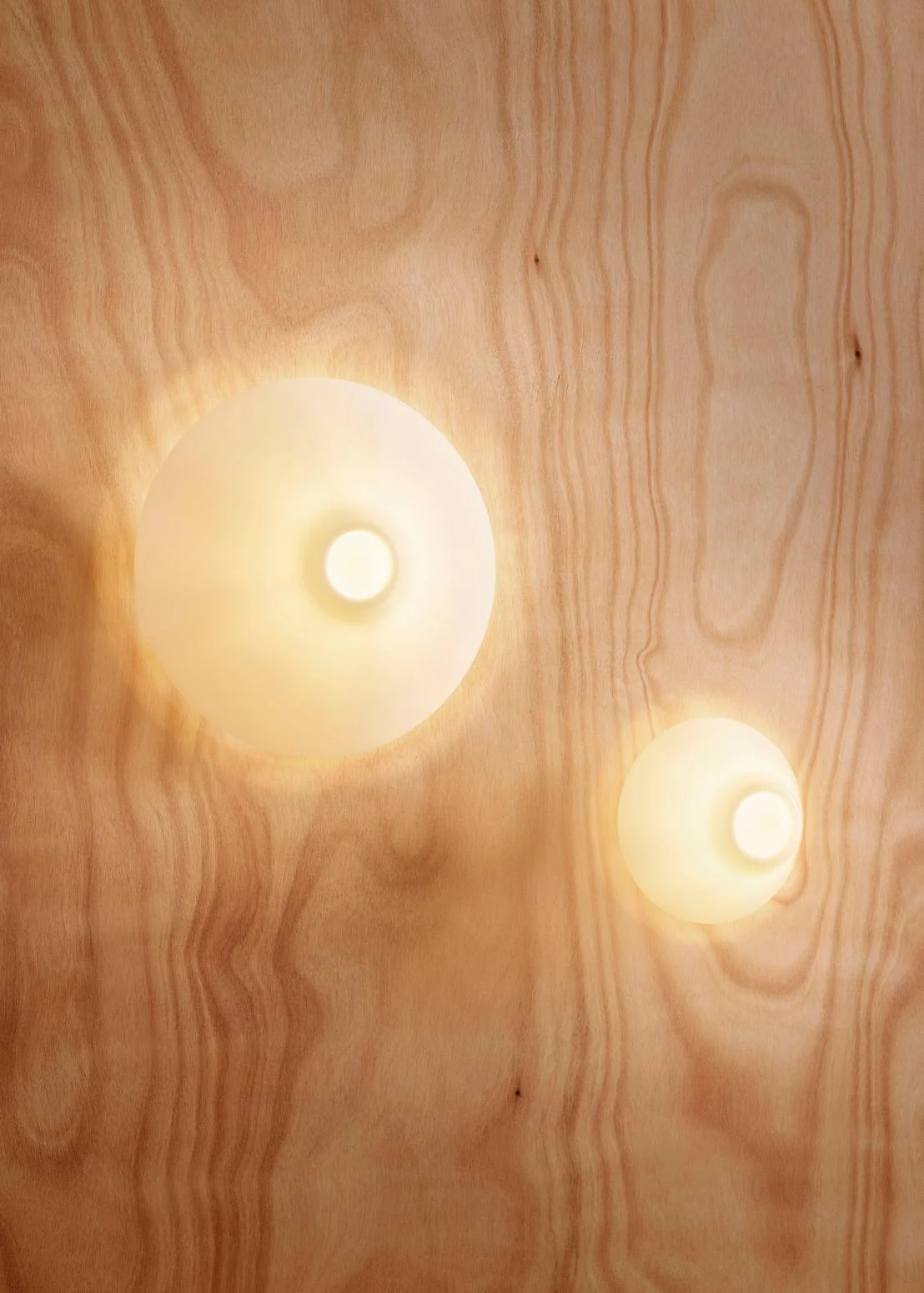 Ono Flush Mount Lamp 200