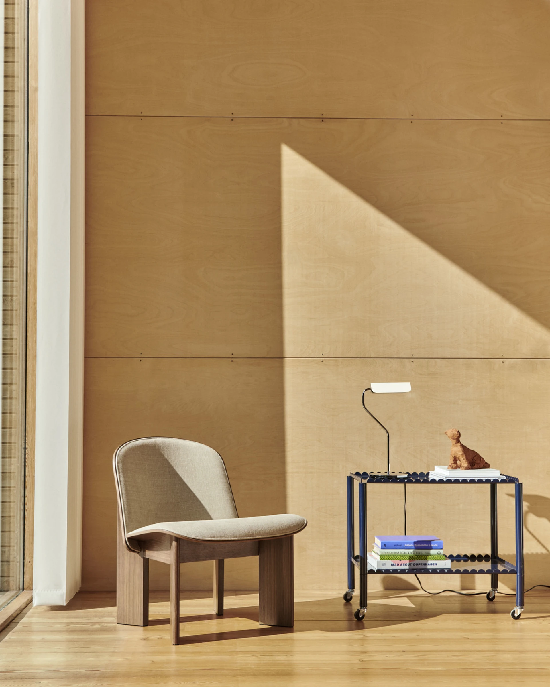 Apex Table Lamp Oyster white