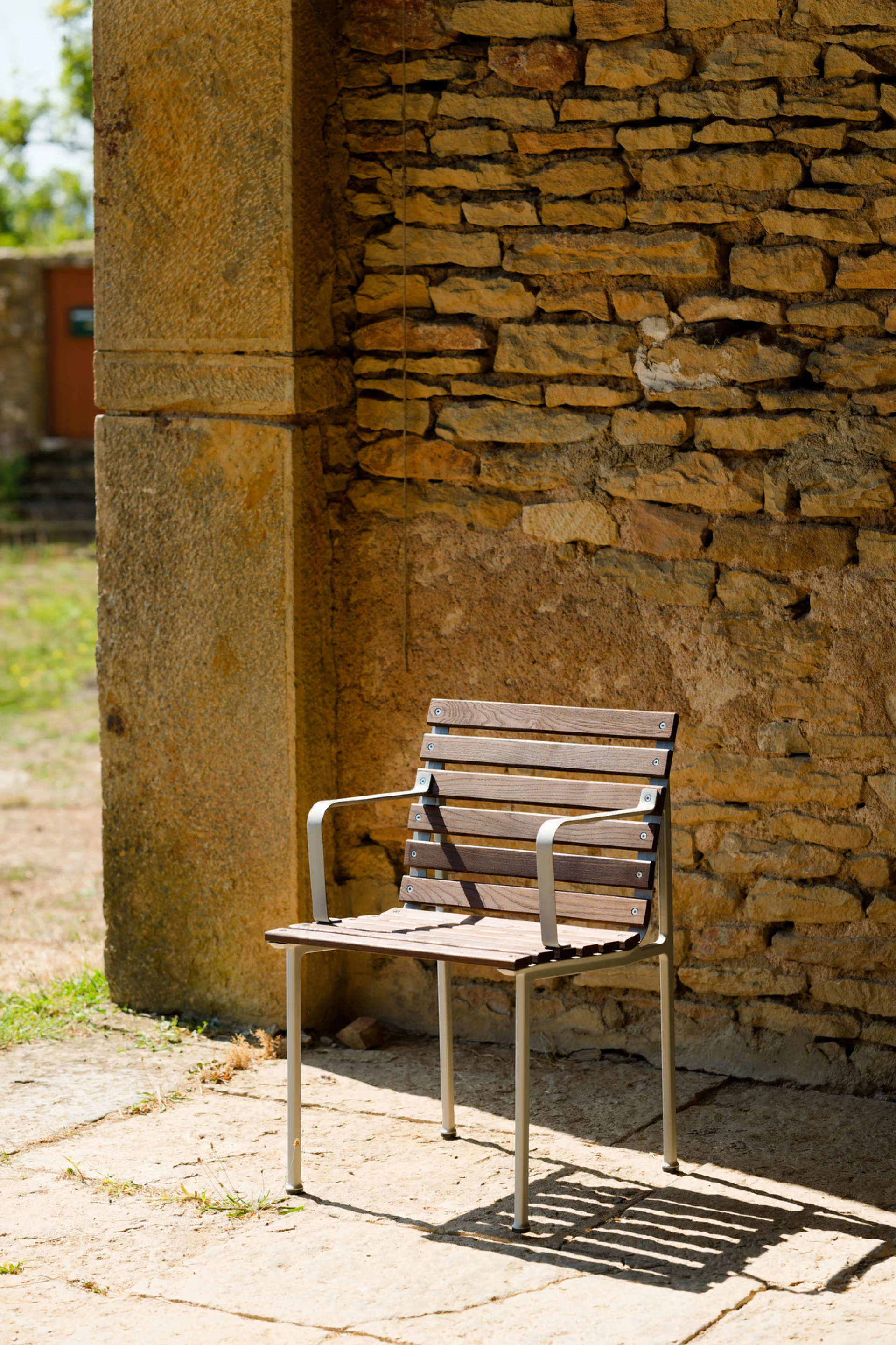 Traverse Armchair