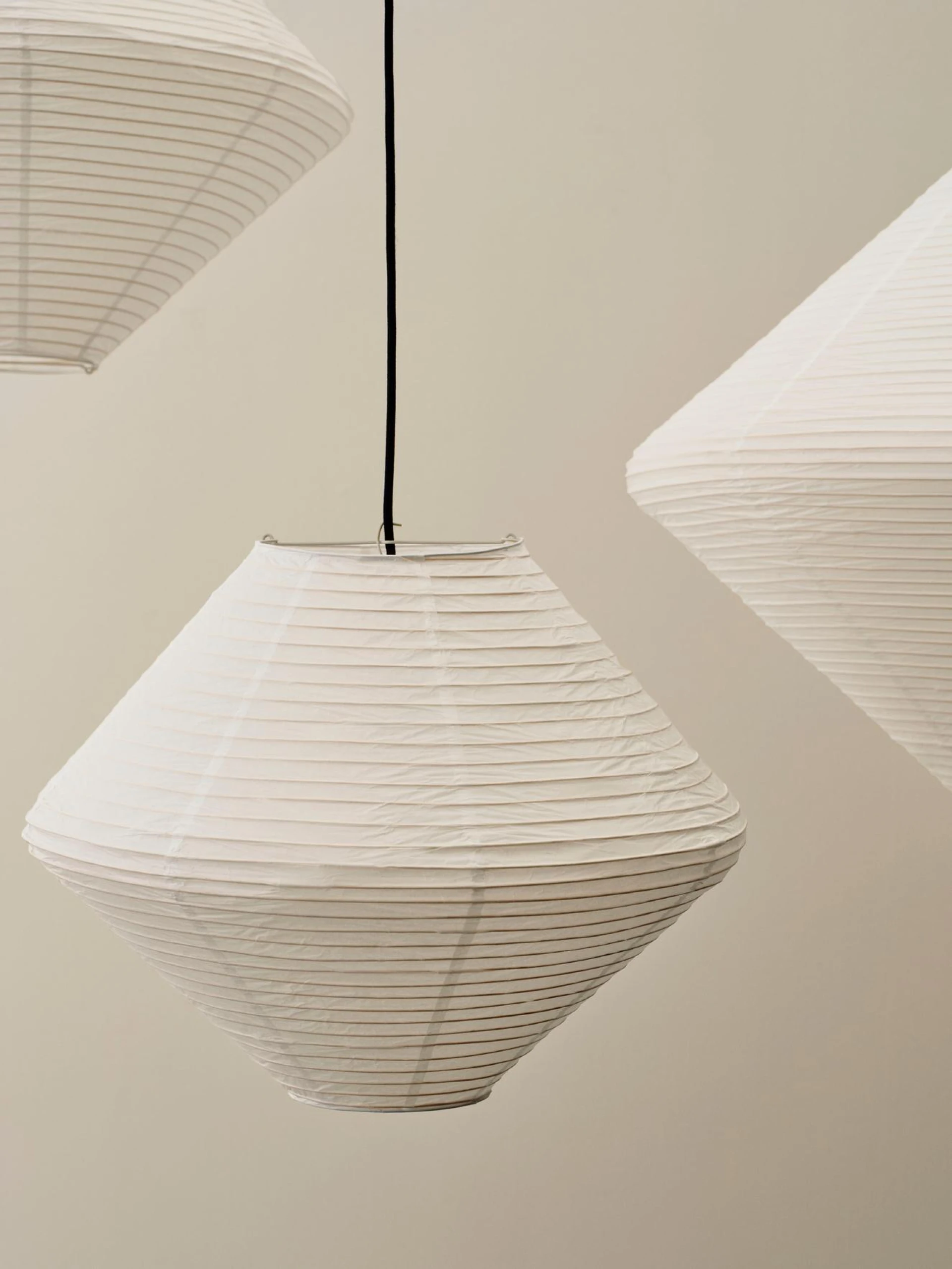 Paper Shade Diamond D60 Classic white Paper Shade Diamond D60 Classic white