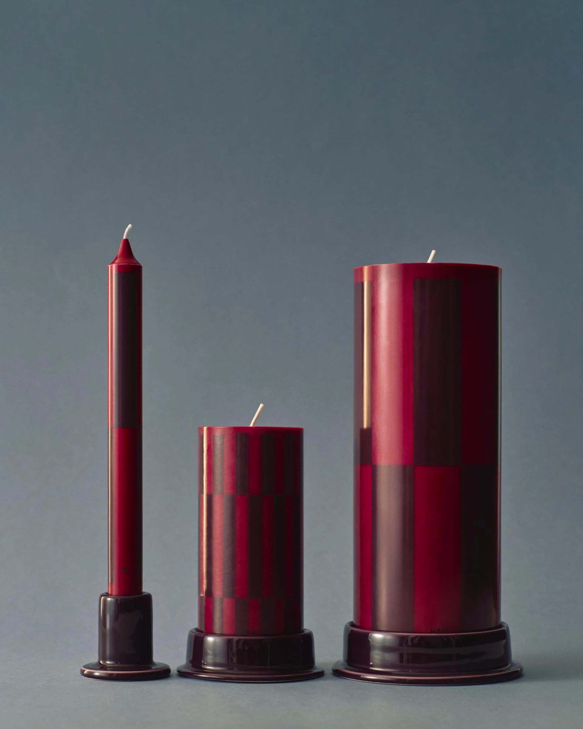 Column Candle Large Wine with bordeaux large check