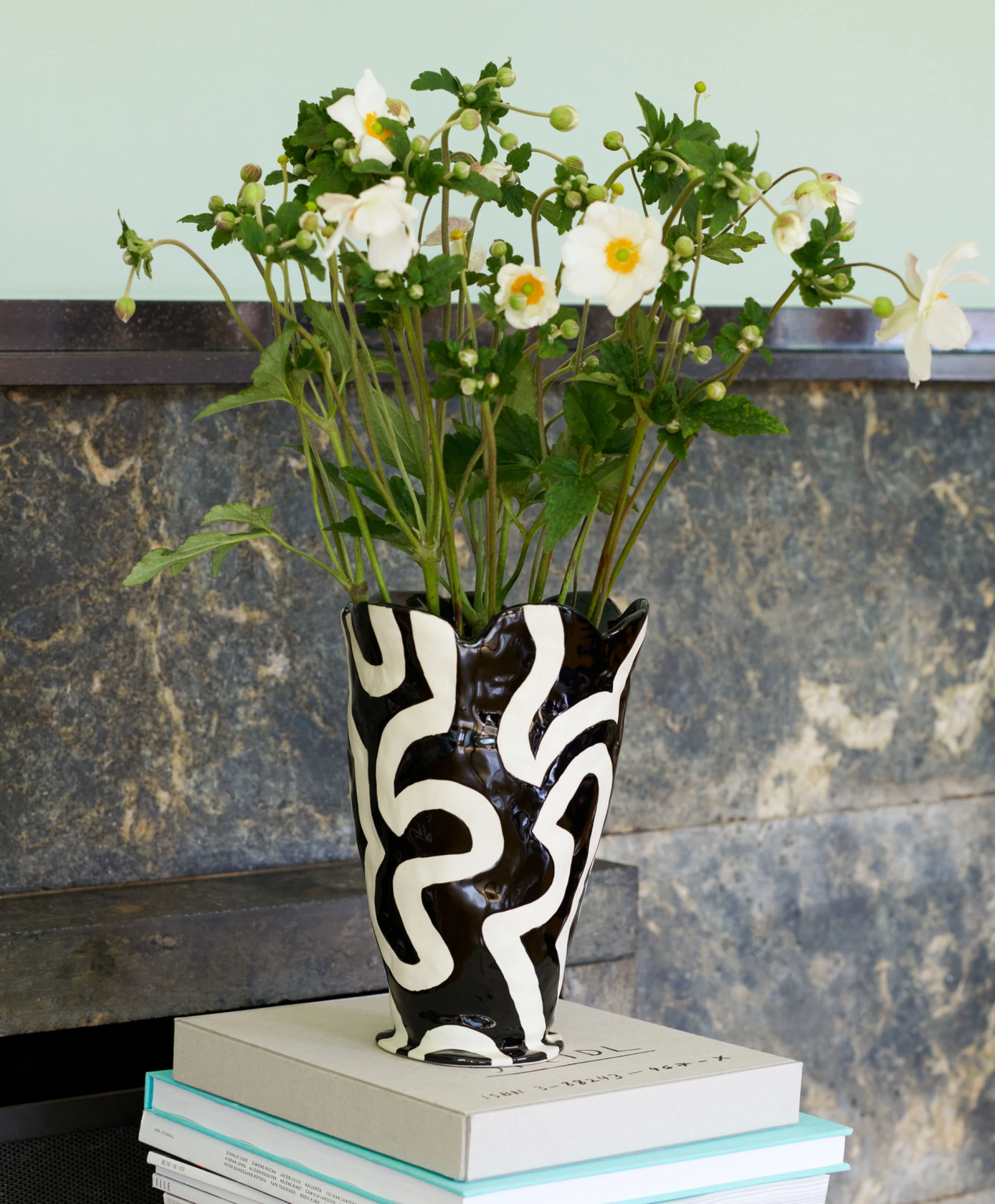 Jessica Hans Shadow Vase Black and white