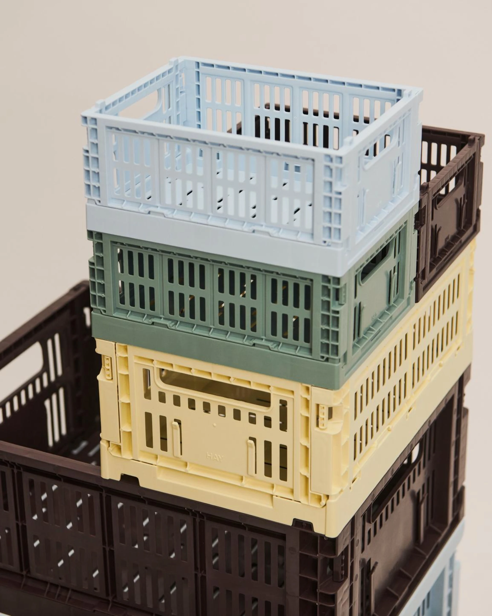 HAY Colour Crate Medium Light yellow