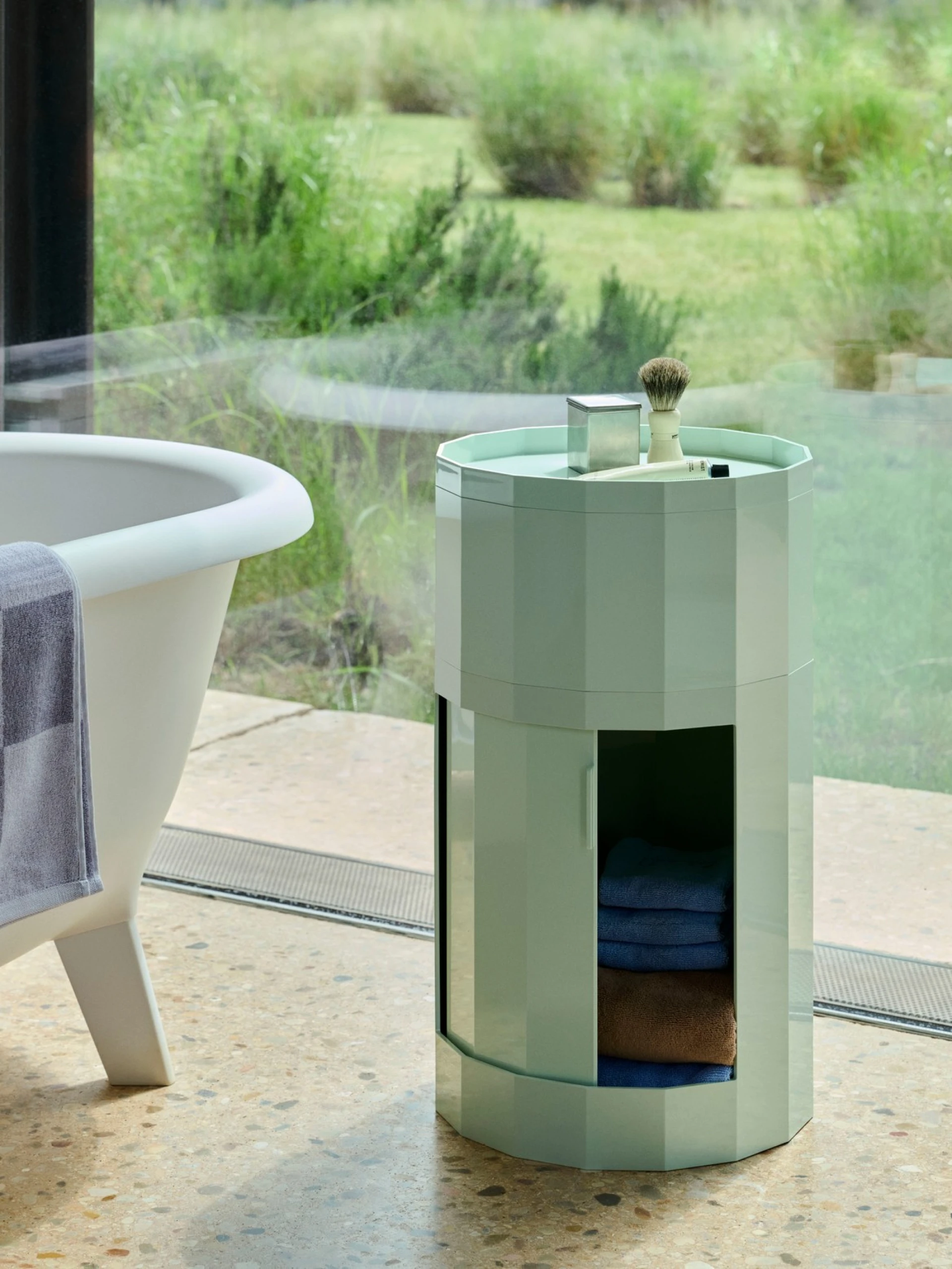 Facet Cabinet 101 Soft mint