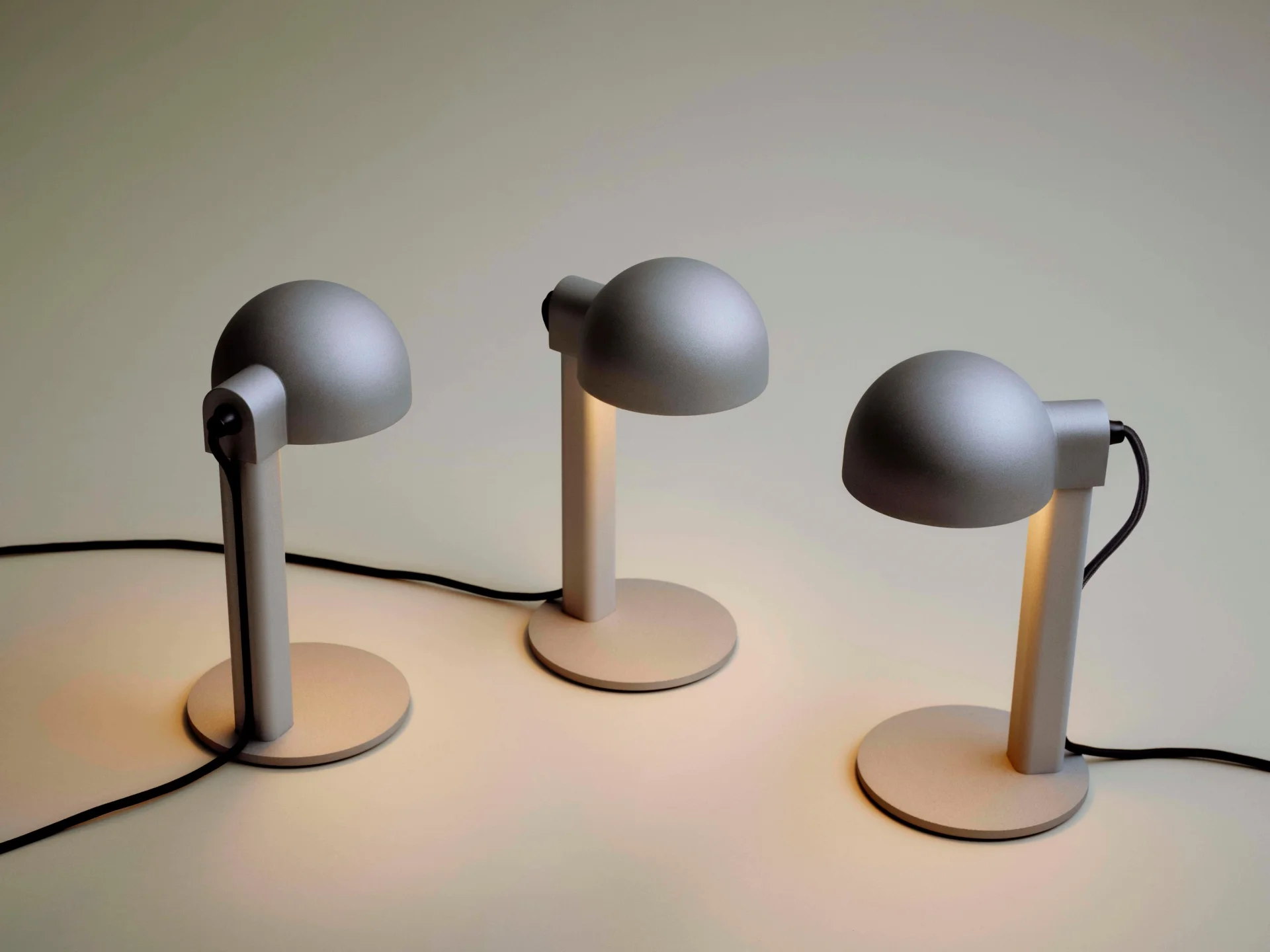 Posto Table Lamp Silver grey