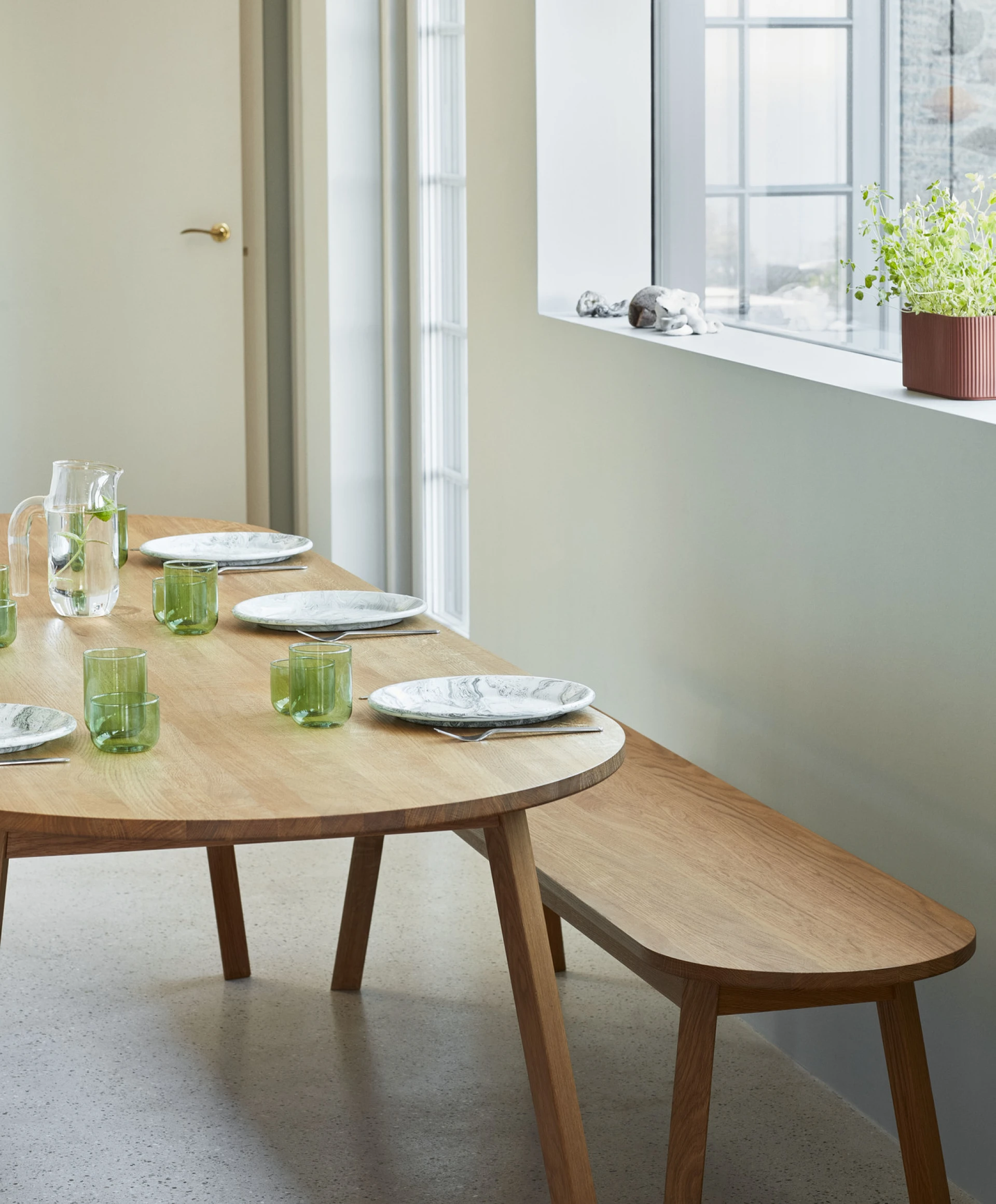 Triangle Leg Table