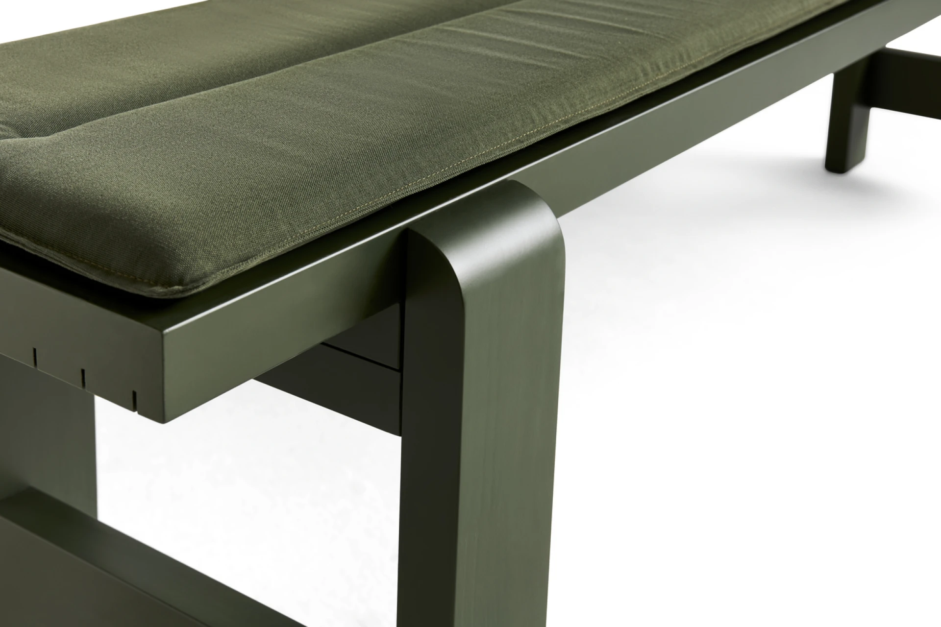 Weekday Bench L190 Olive