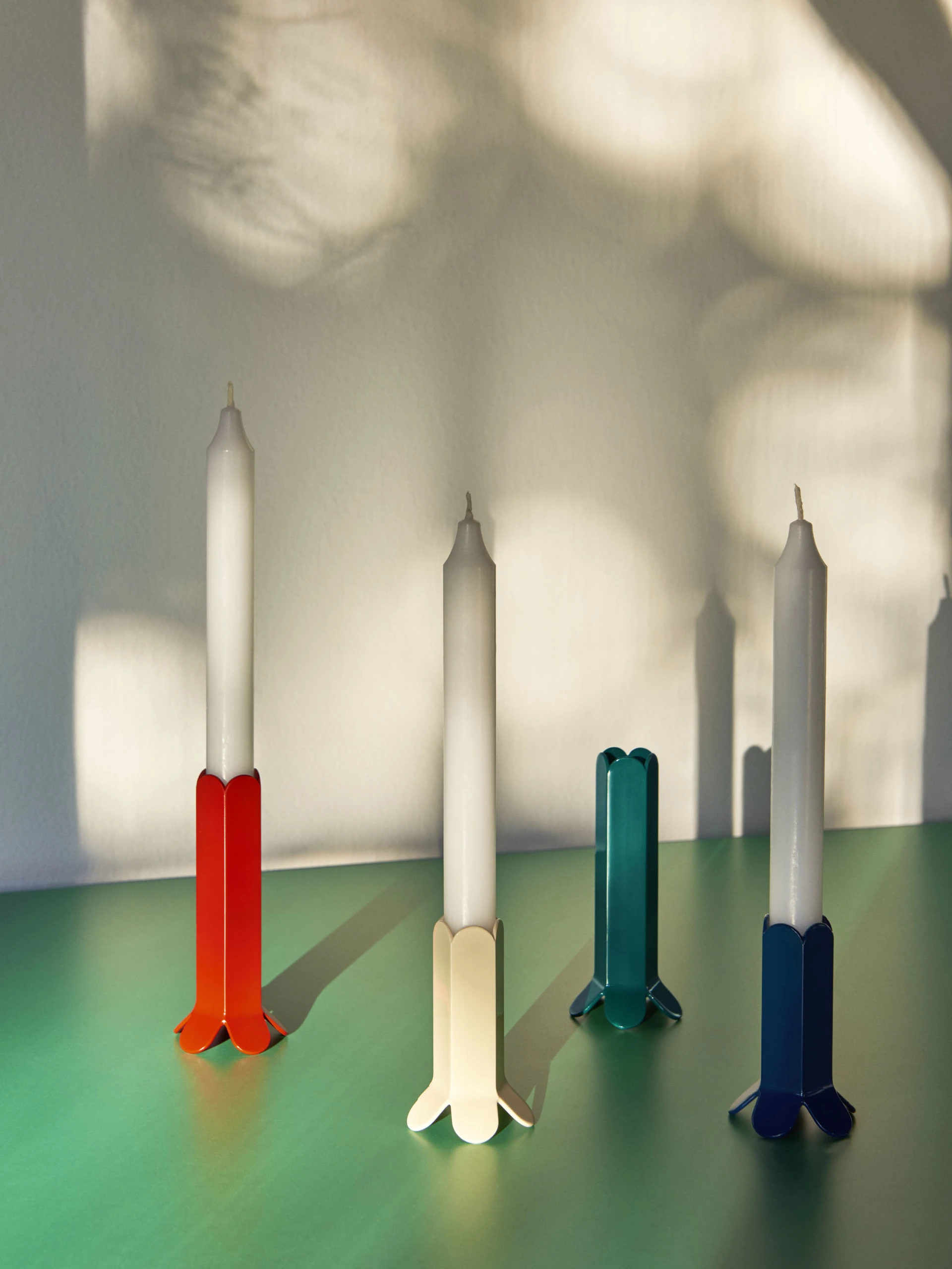 Arcs Candleholder S Dark blue