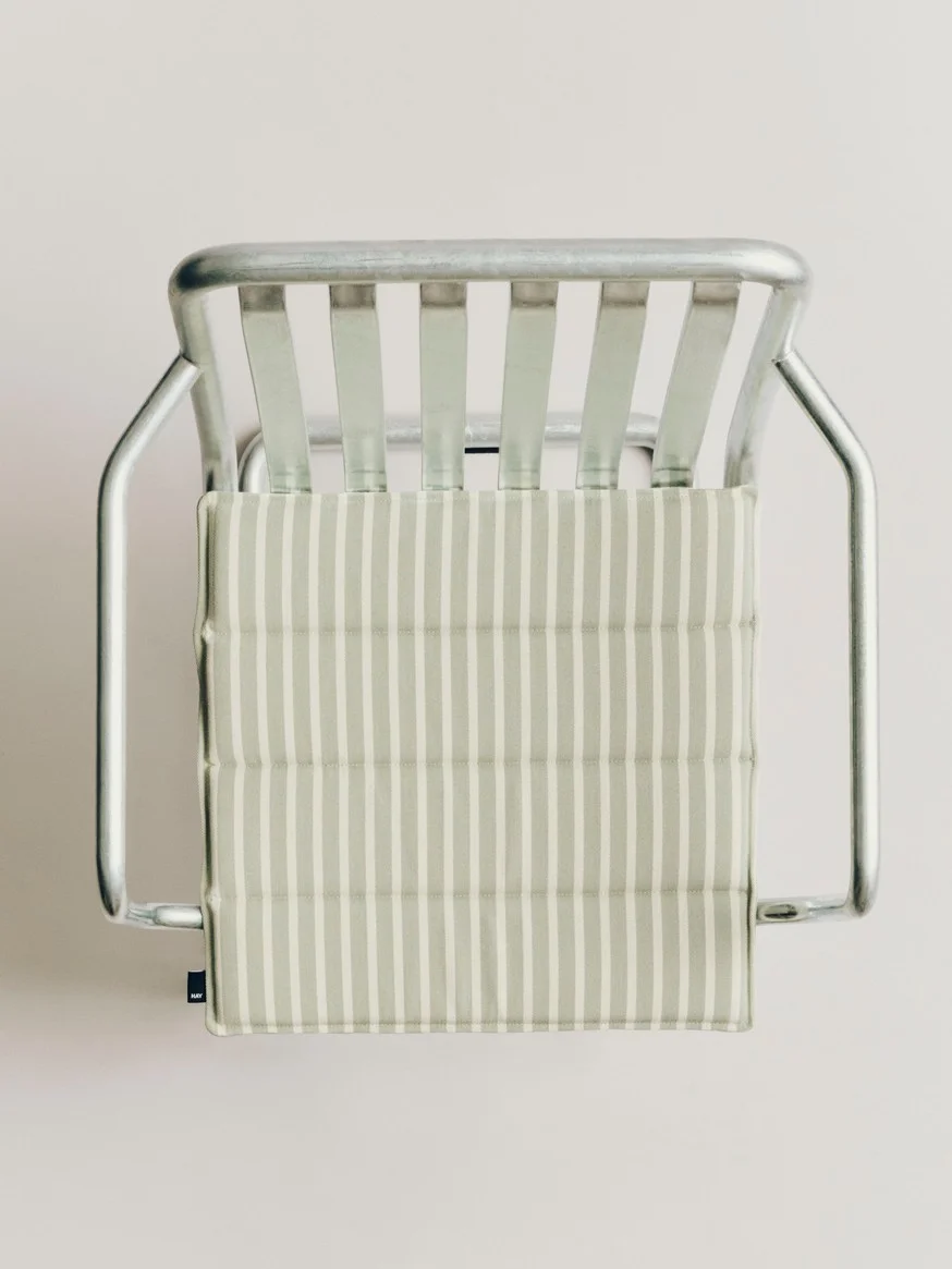 Terrazza Seat Cushion 40 x 40 Grey bold stripe