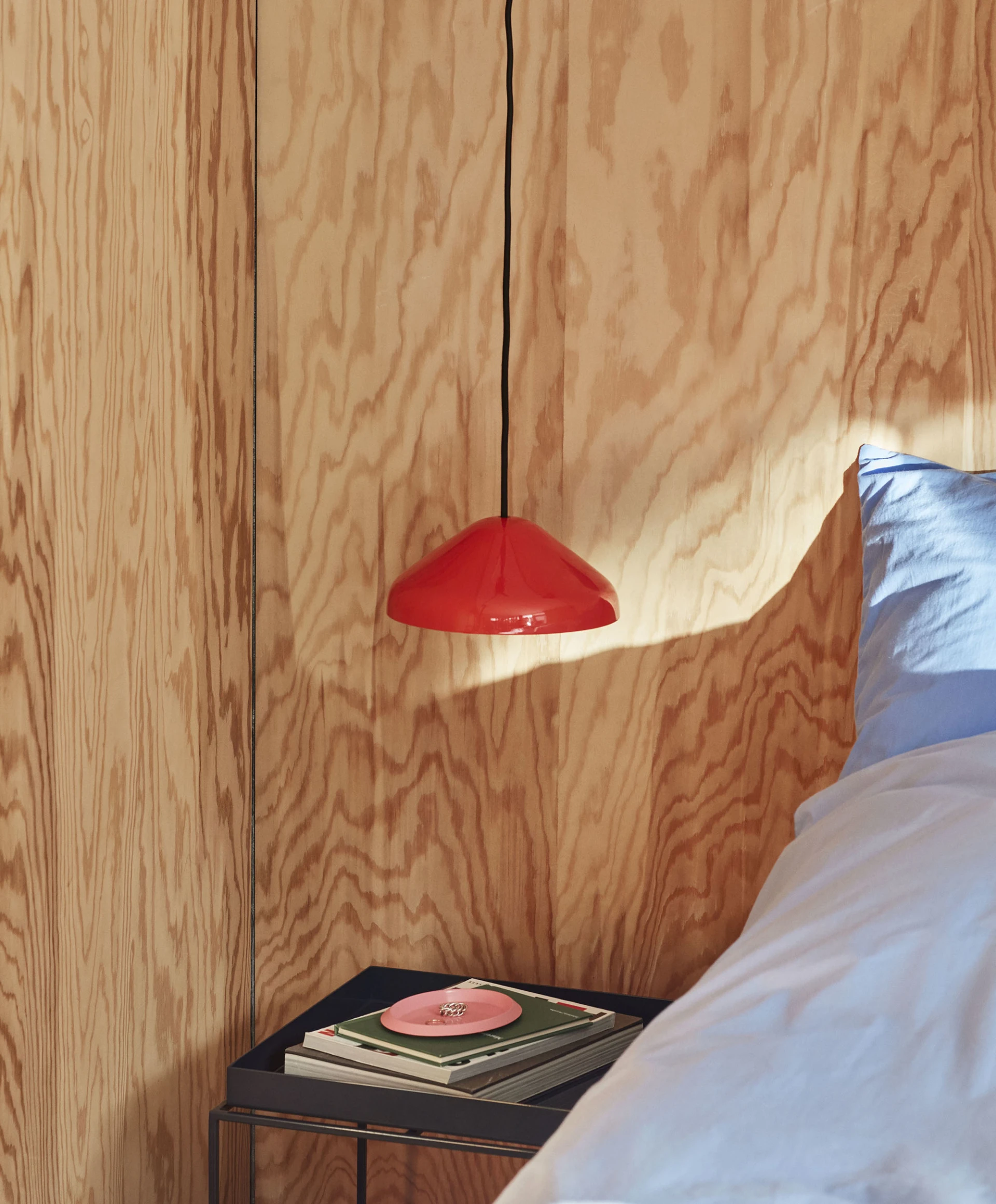Pao Steel Pendant 230 Red