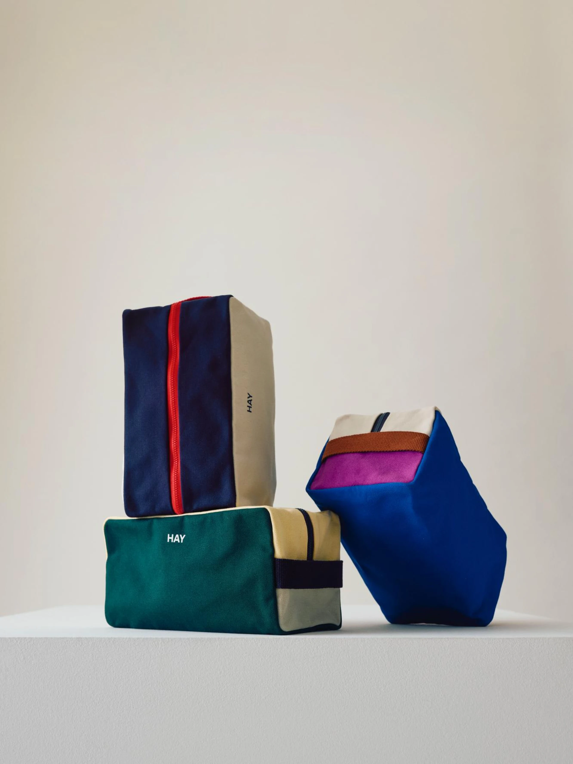 Multi Wash Bag Medium Electric blue multi