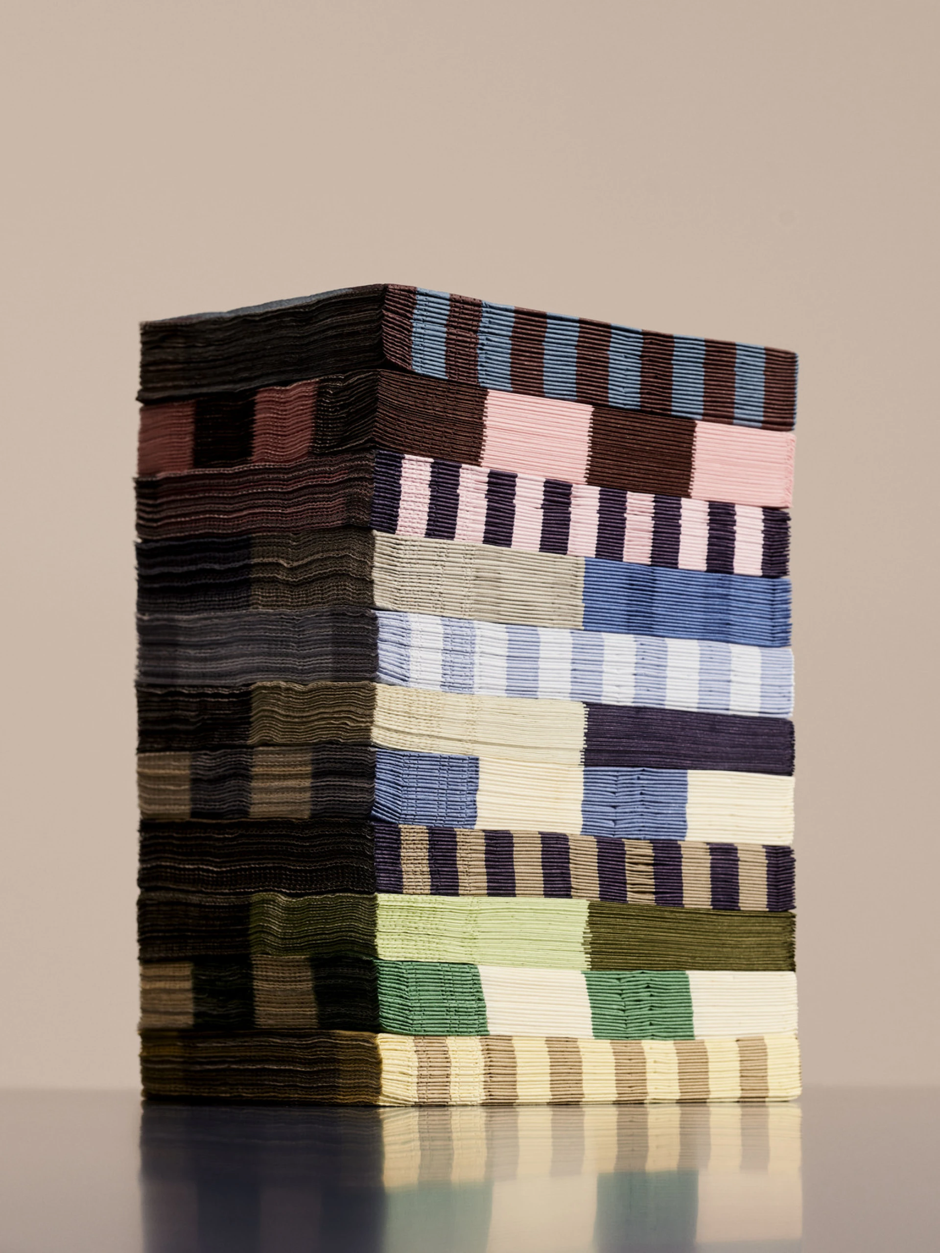 Pattern Napkins Set of 20 Lunch Dark blue and dark sand pillar stripe
