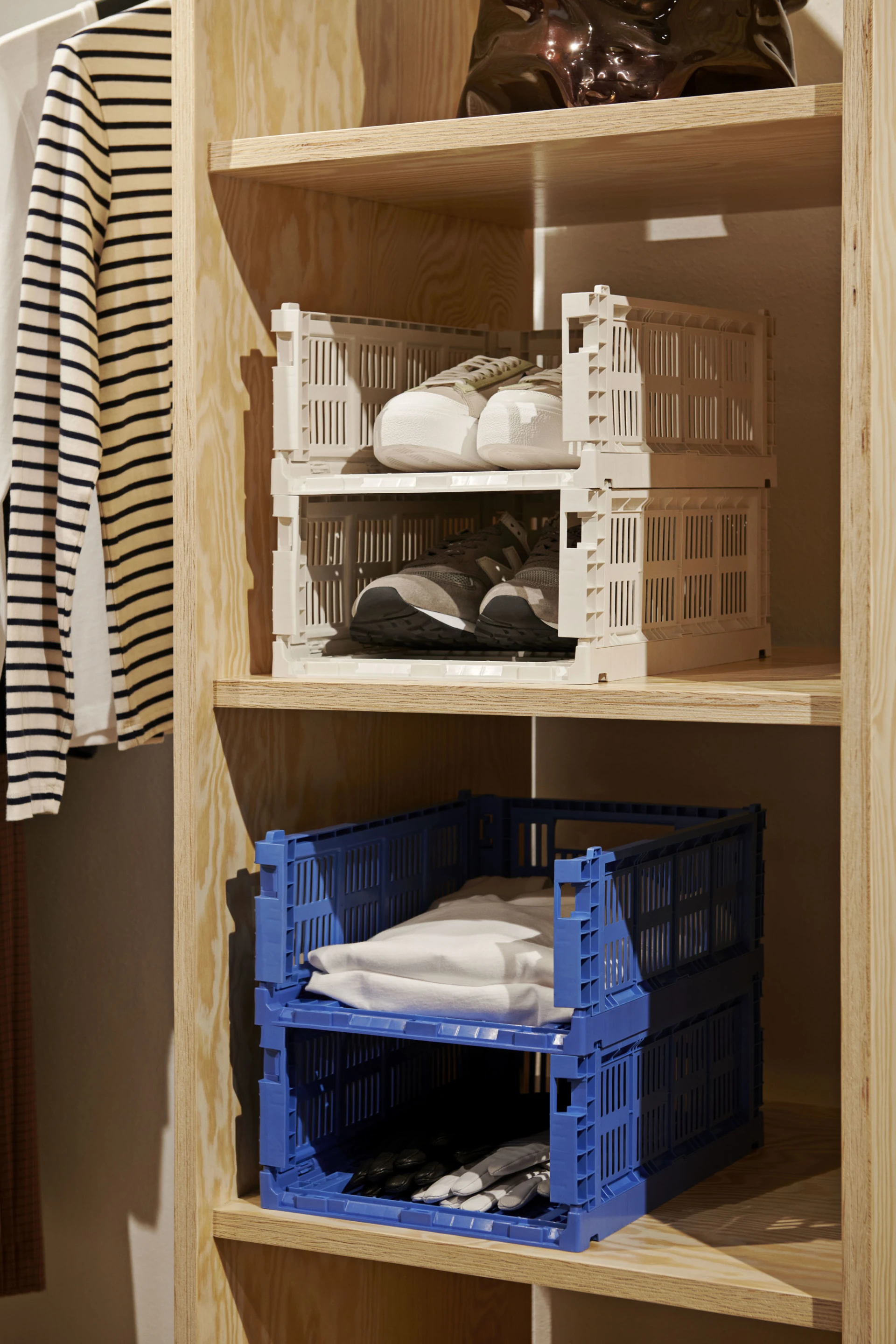 HAY Colour Crate Medium Electric blue