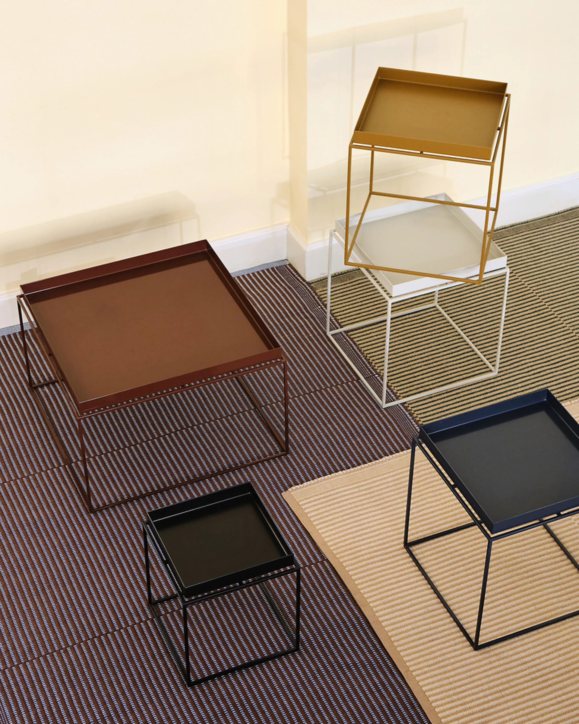 Tray Table M L40 x W40 White