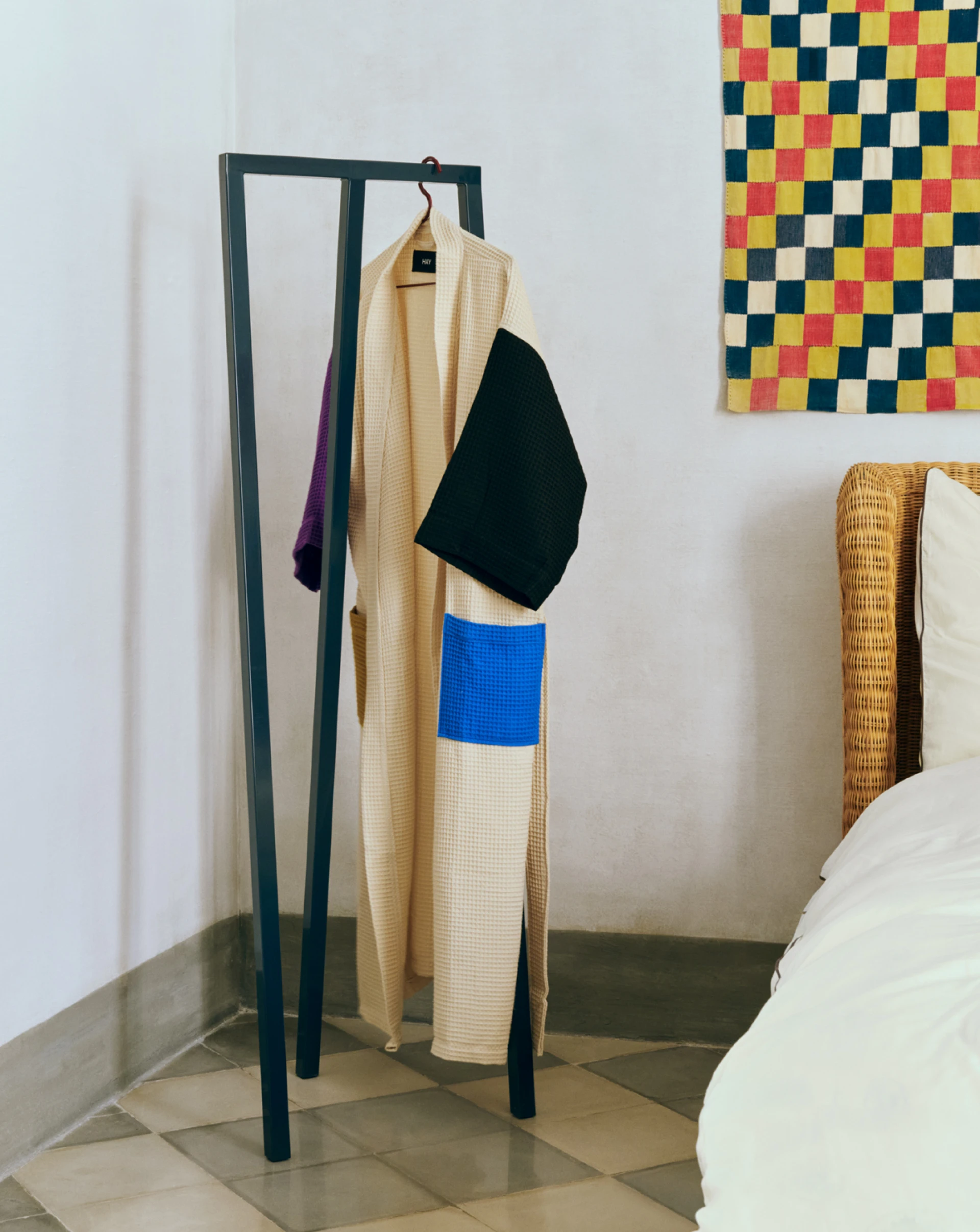 Loop Stand Hall Deep blue