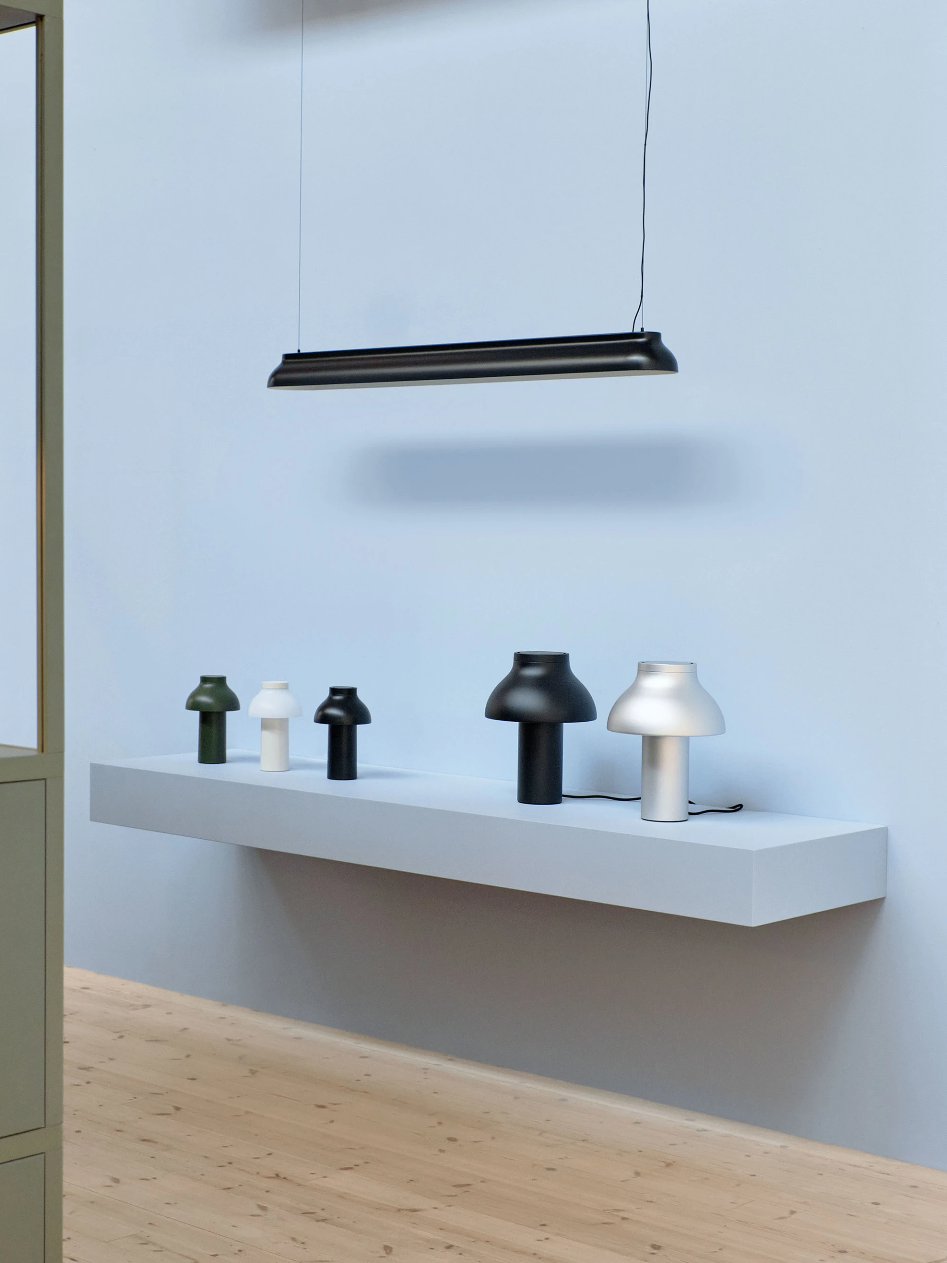 PC linear pendant soft black