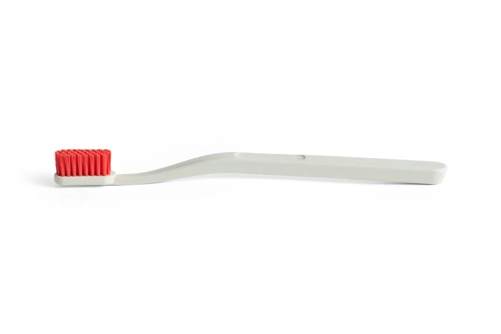 Tann Toothbrush Off-white and red
