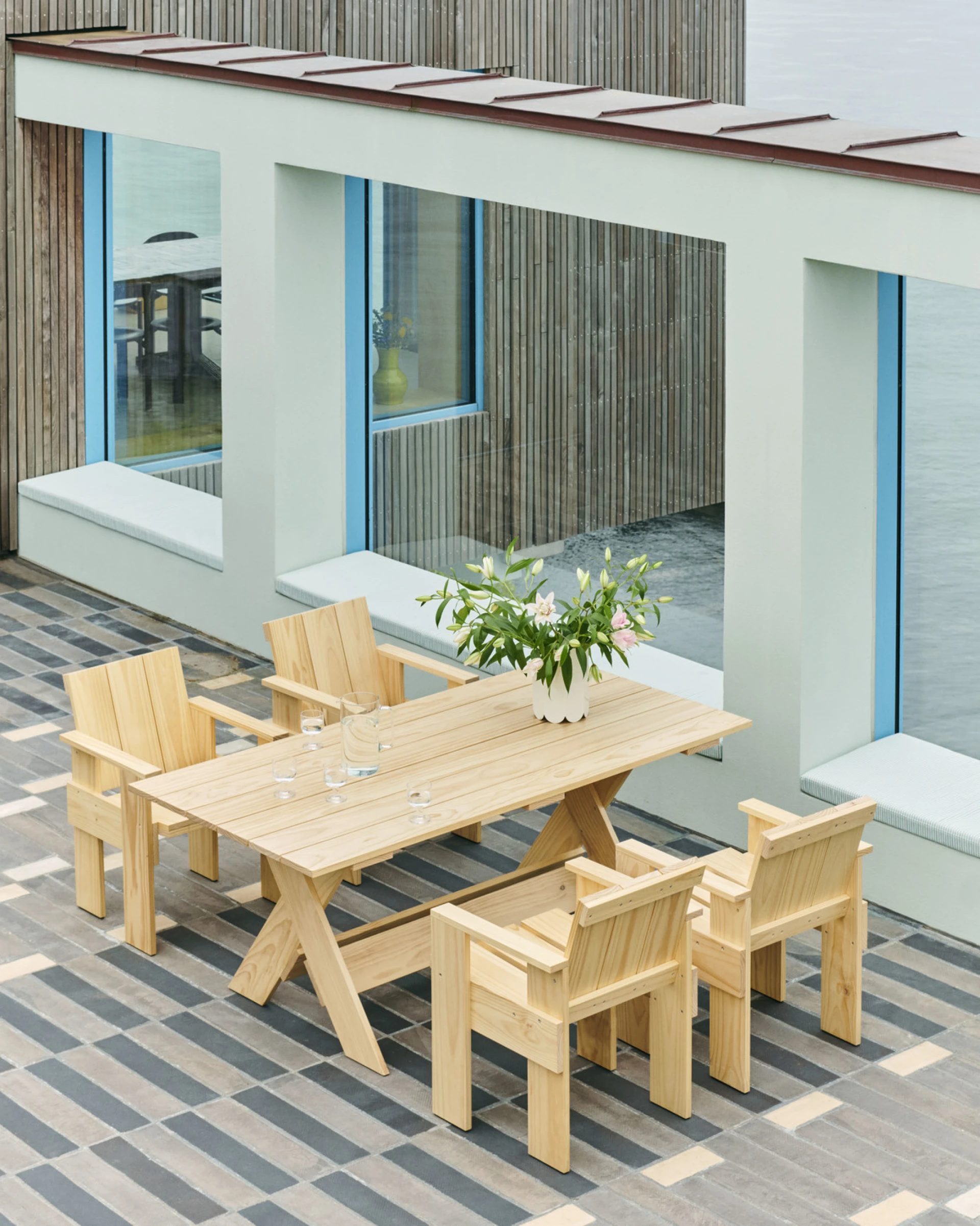 Crate Dining Table L180 Natural Crate Dining Table L180 Natural