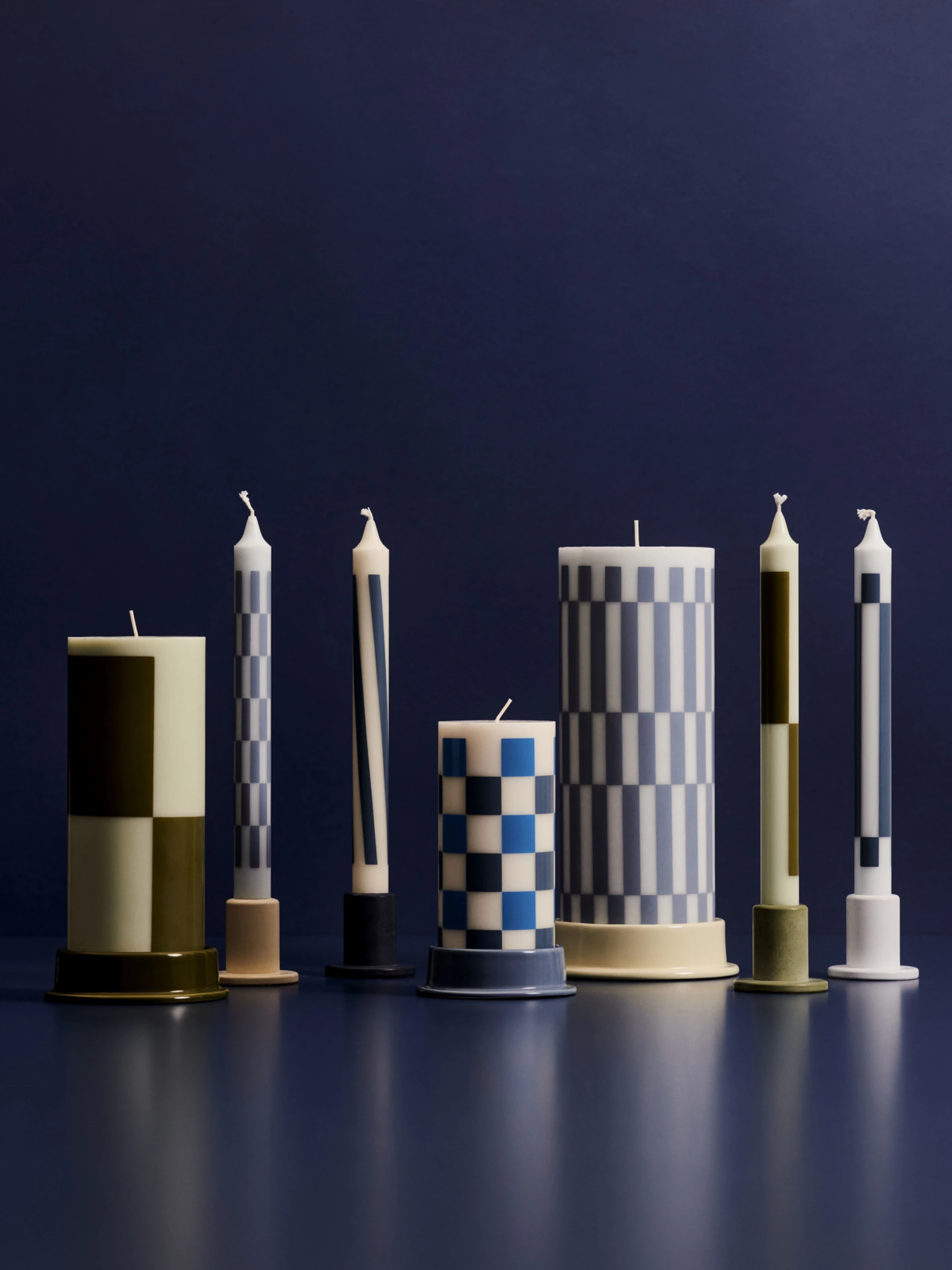 Column Candle Small Off-white and blues