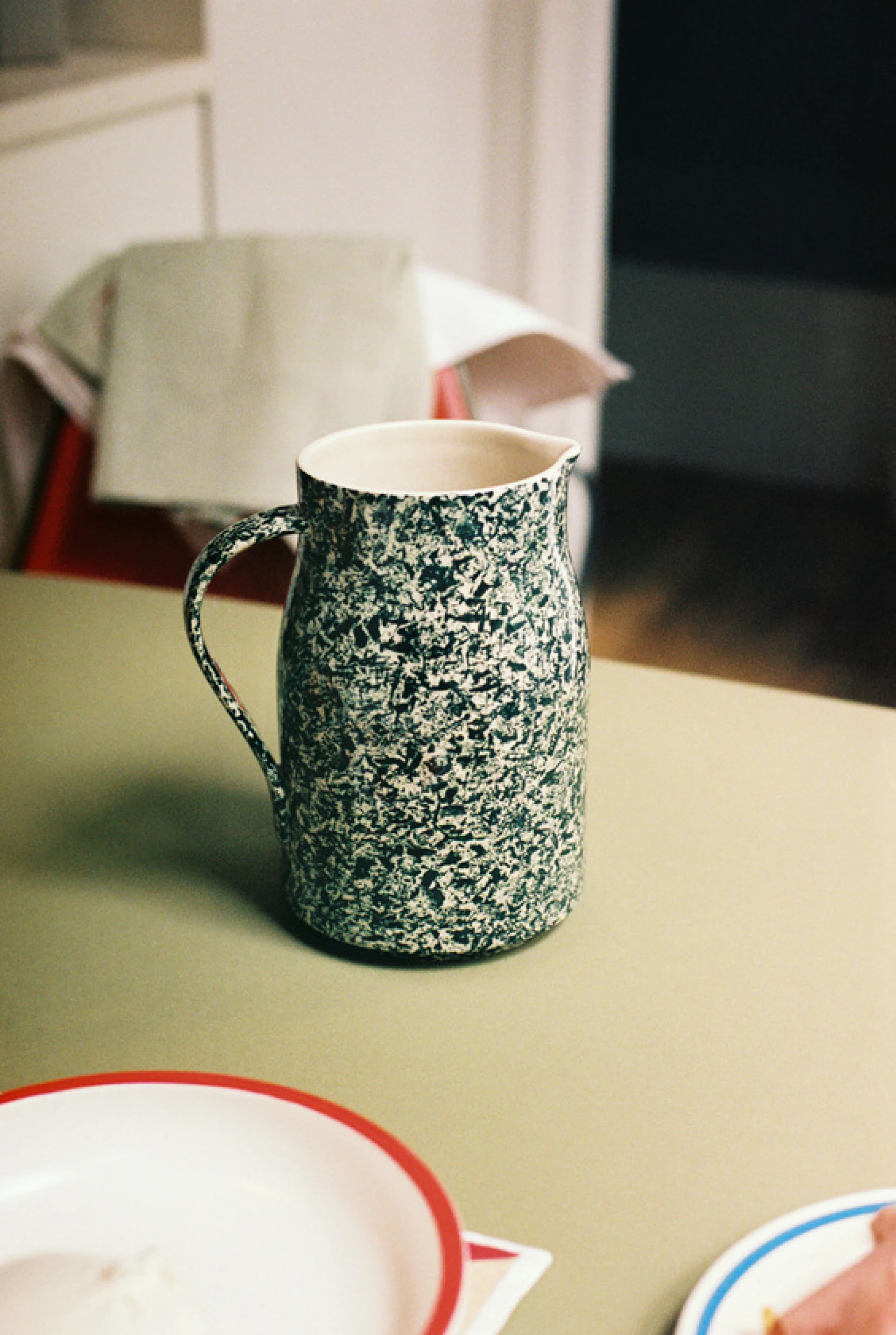 Sobremesa Jug Green