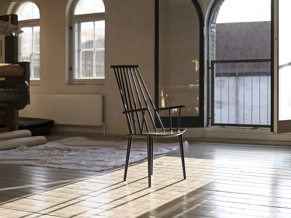 J110 Chair Beech Black 