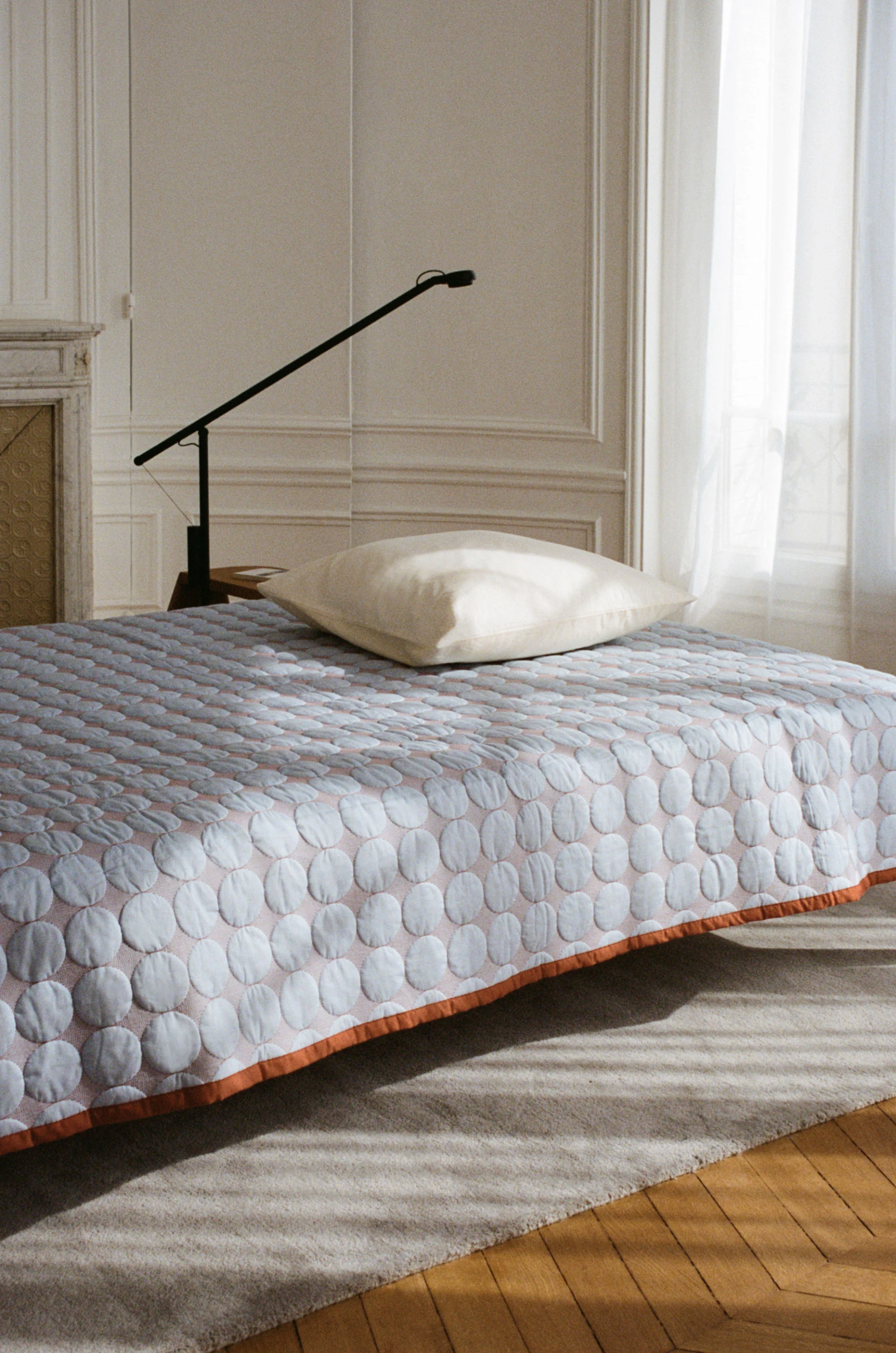 Mega Dot 260x260 Light blue