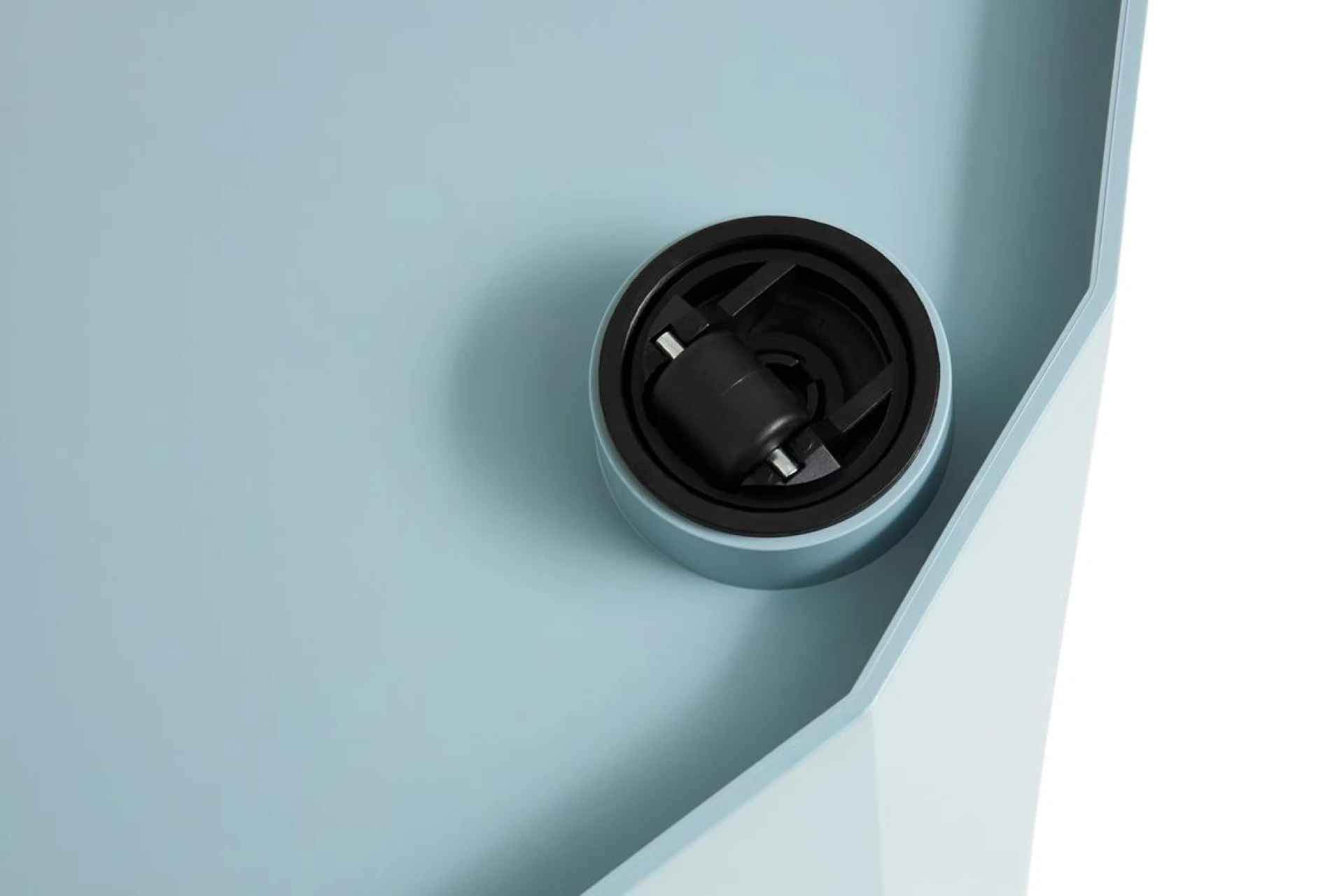 Facet Cabinet incl. feet and castors High Misty blue