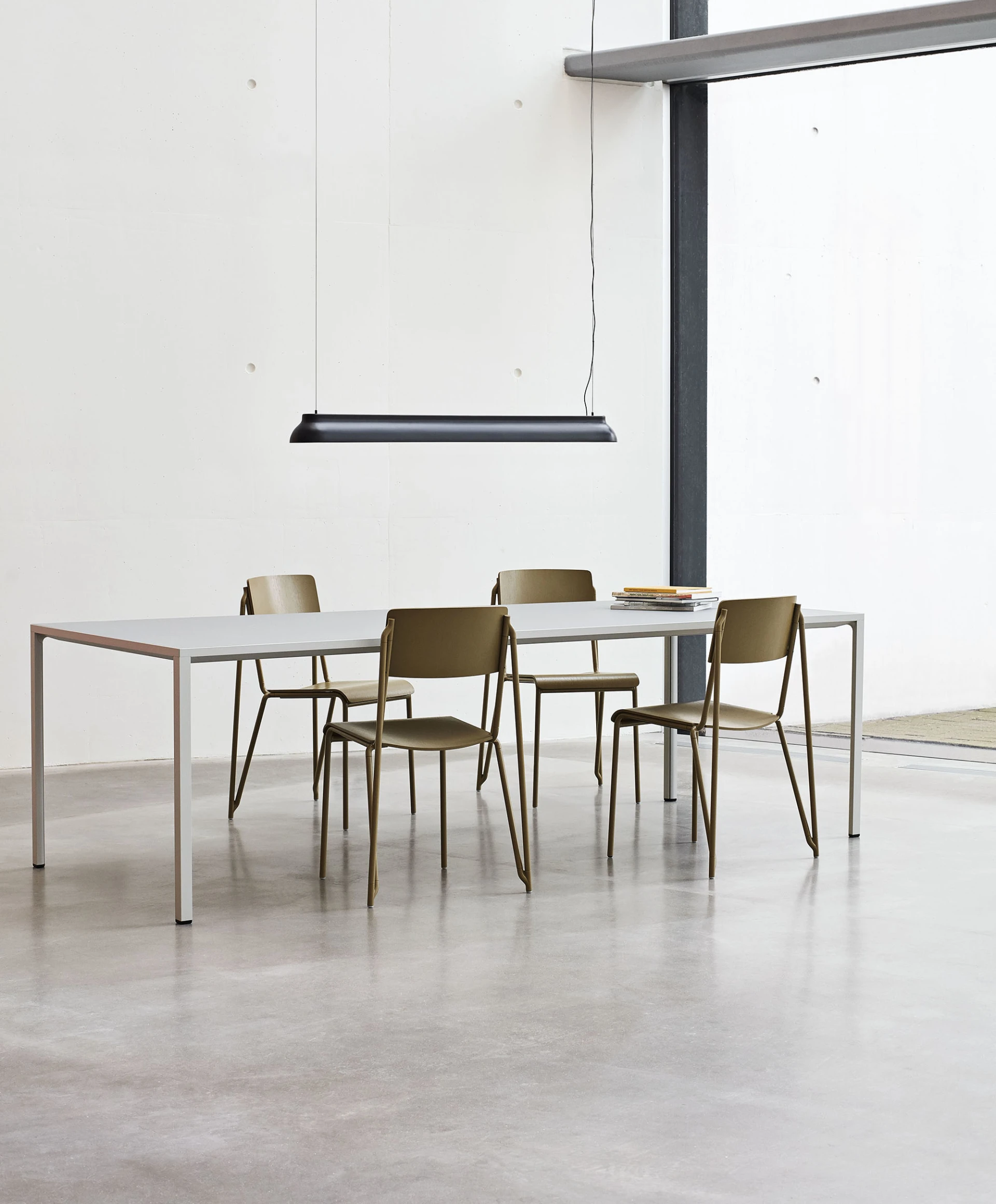 PC linear pendant soft black
